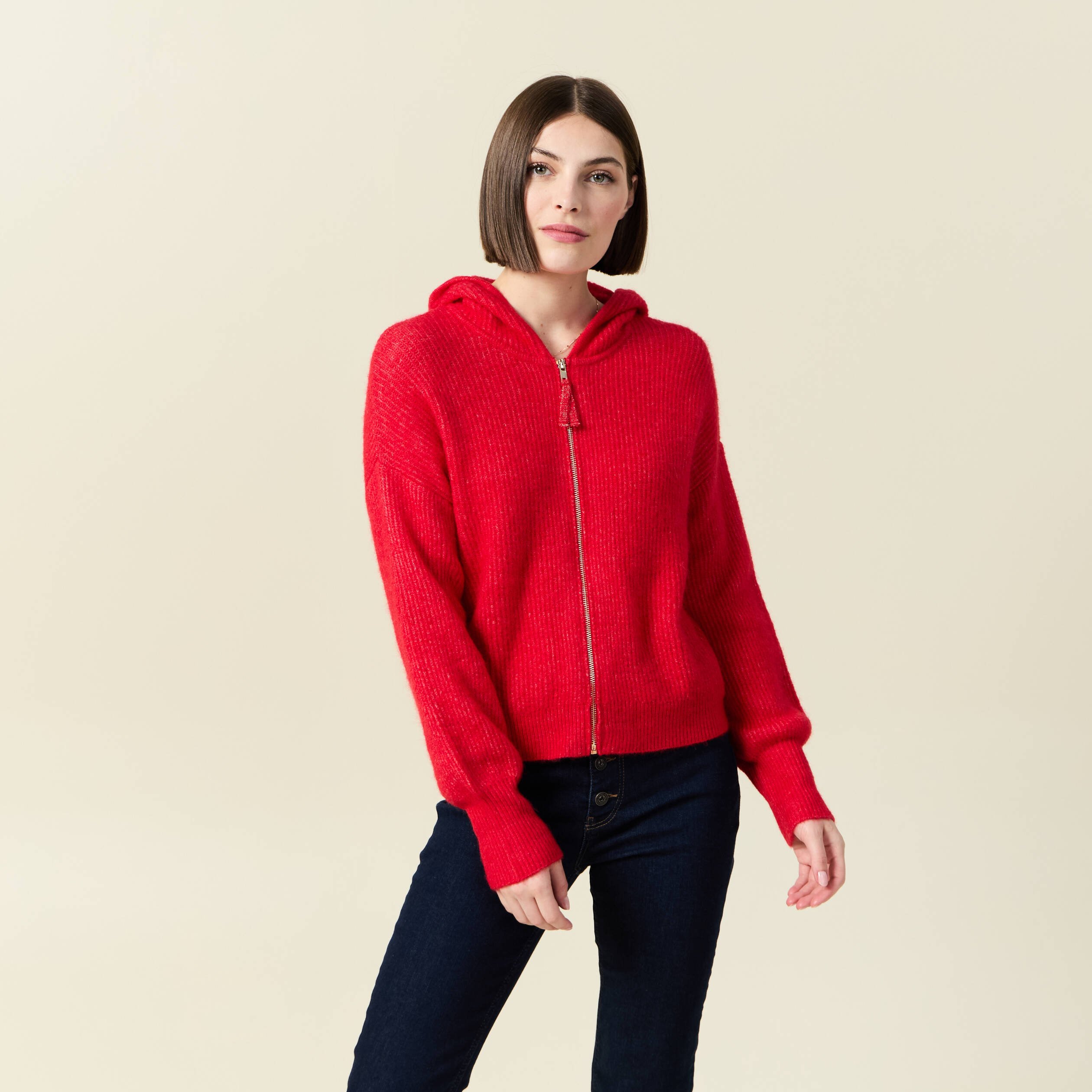 gilet manches longues capuche rouge femme Gilet manches longues capuche rouge femme