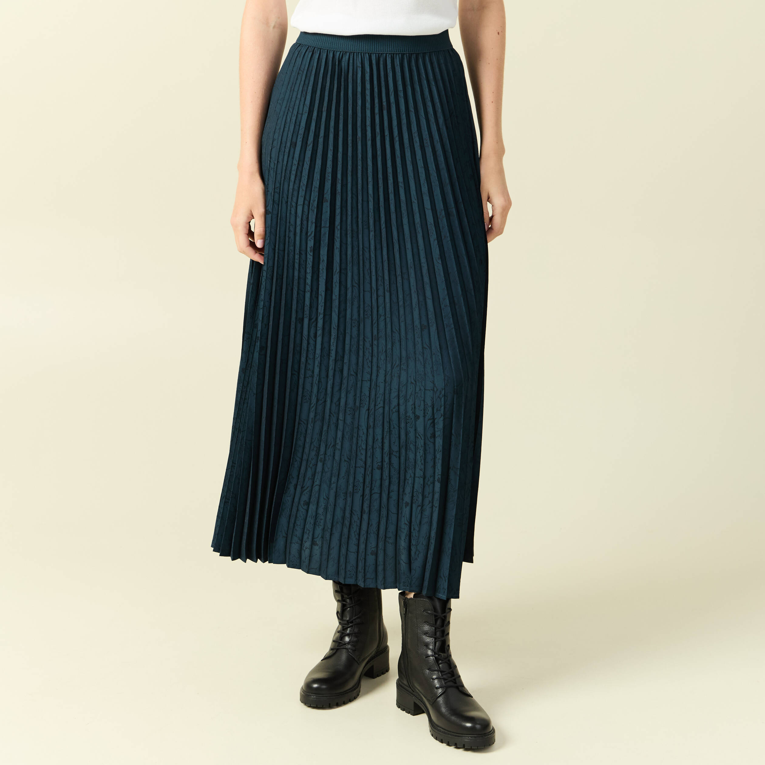 Jupe satin&eacute;e bleu canard femme