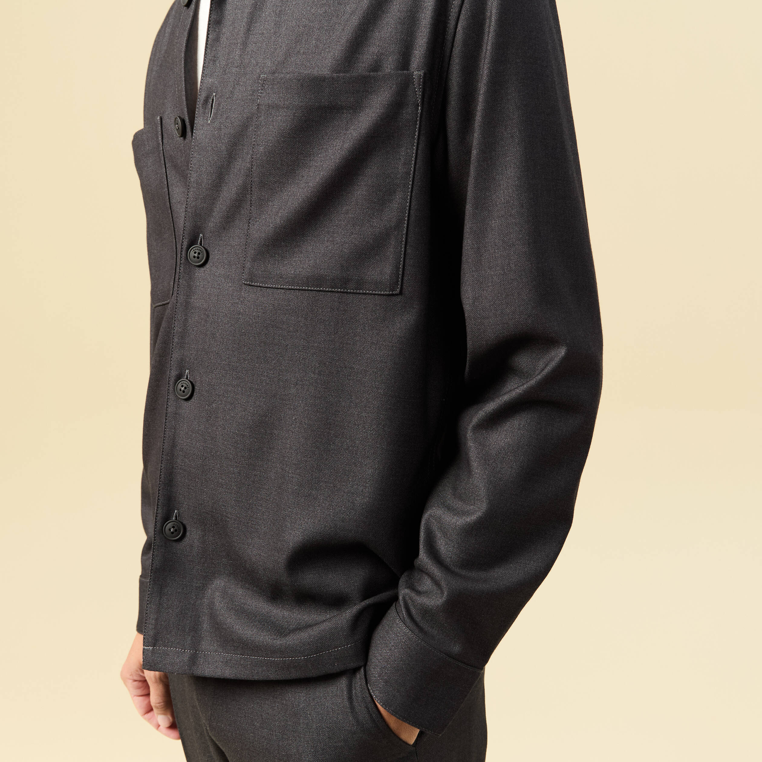 Surchemise col classique manches longues gris fonc&eacute; homme