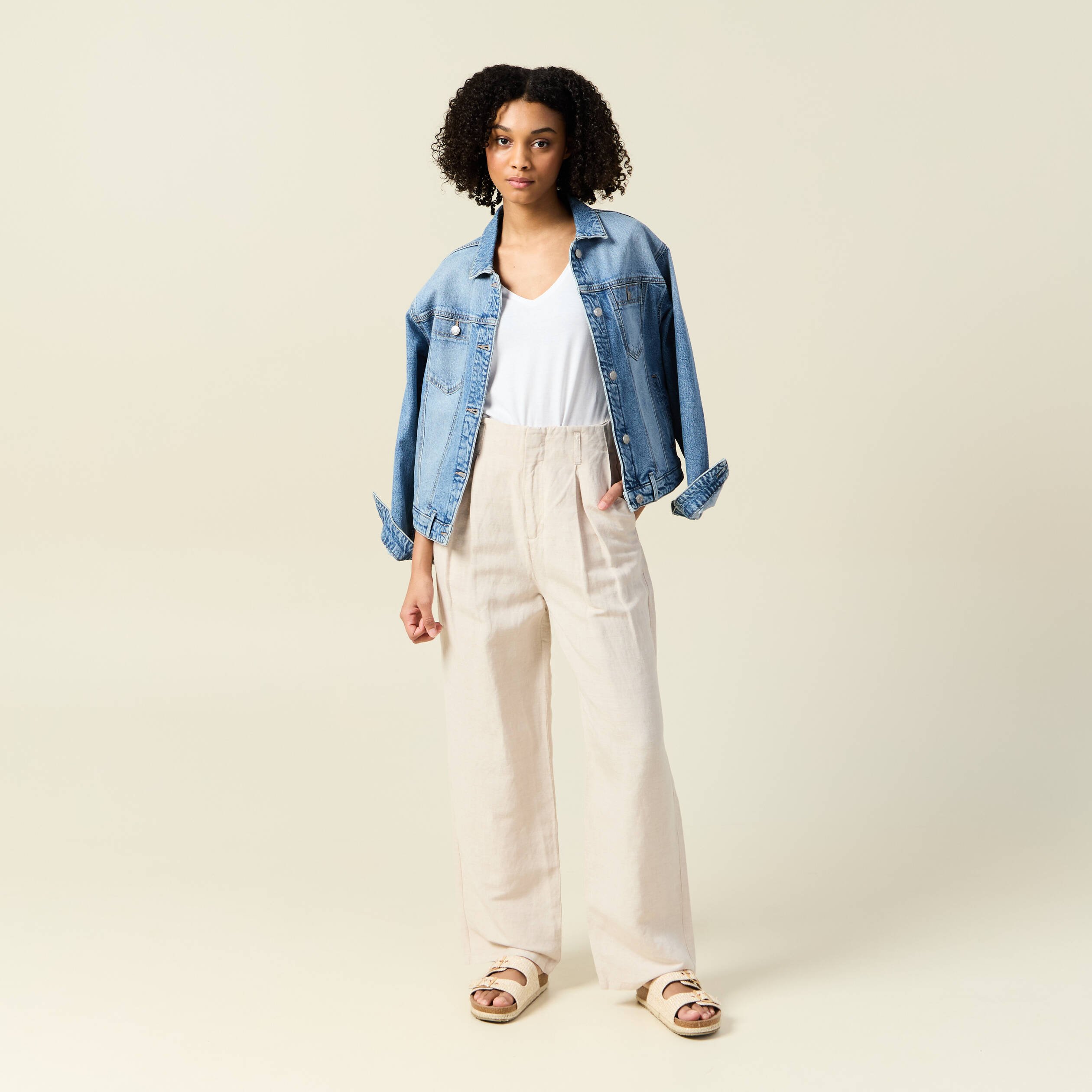 pantalon large a pinces sable femme Pantalon large à pinces sable femme