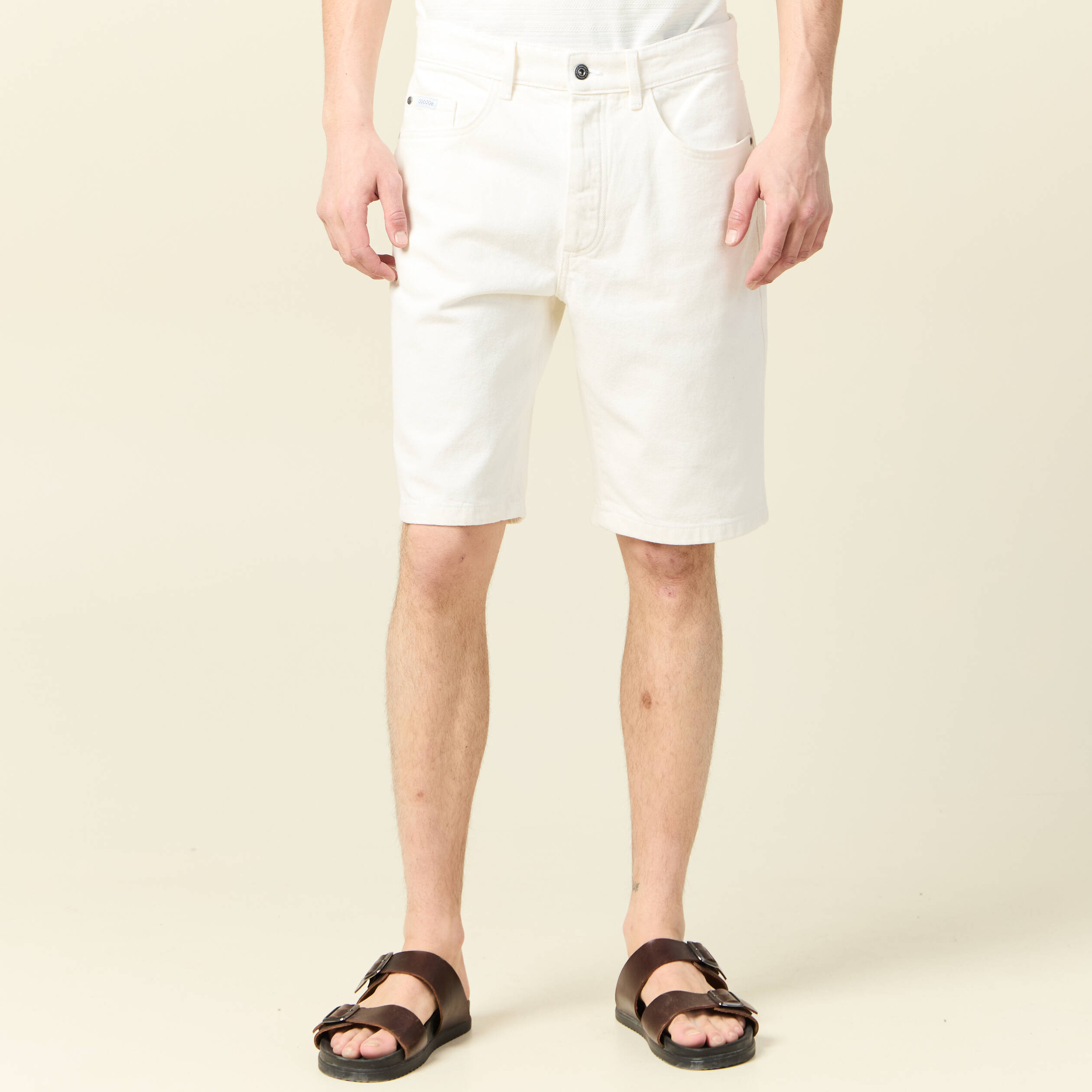 bermuda droit en jean denim blanc homme Bermuda droit en jean denim blanc homme