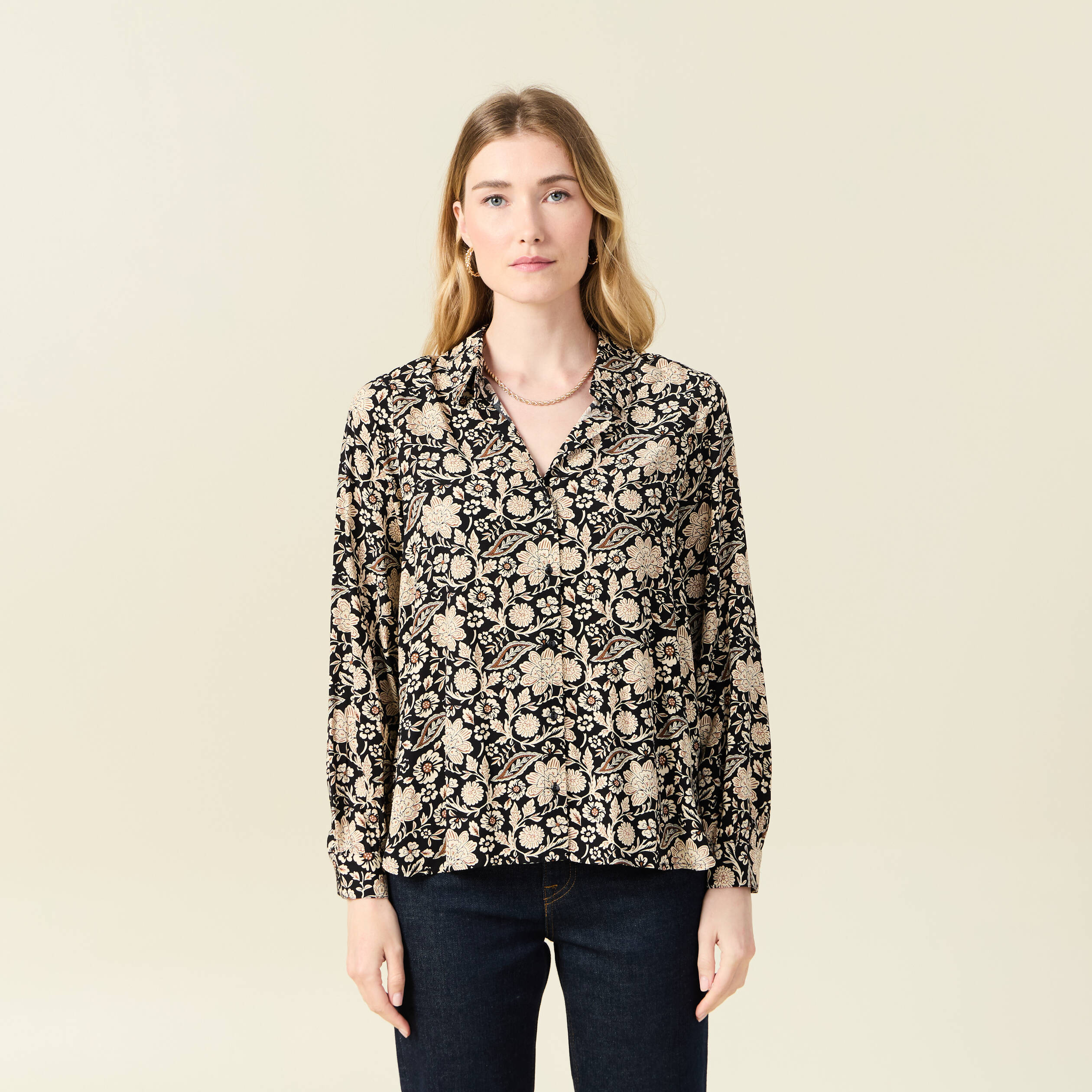 chemise manches longues fluide noir femme Chemise manches longues fluide noir femme