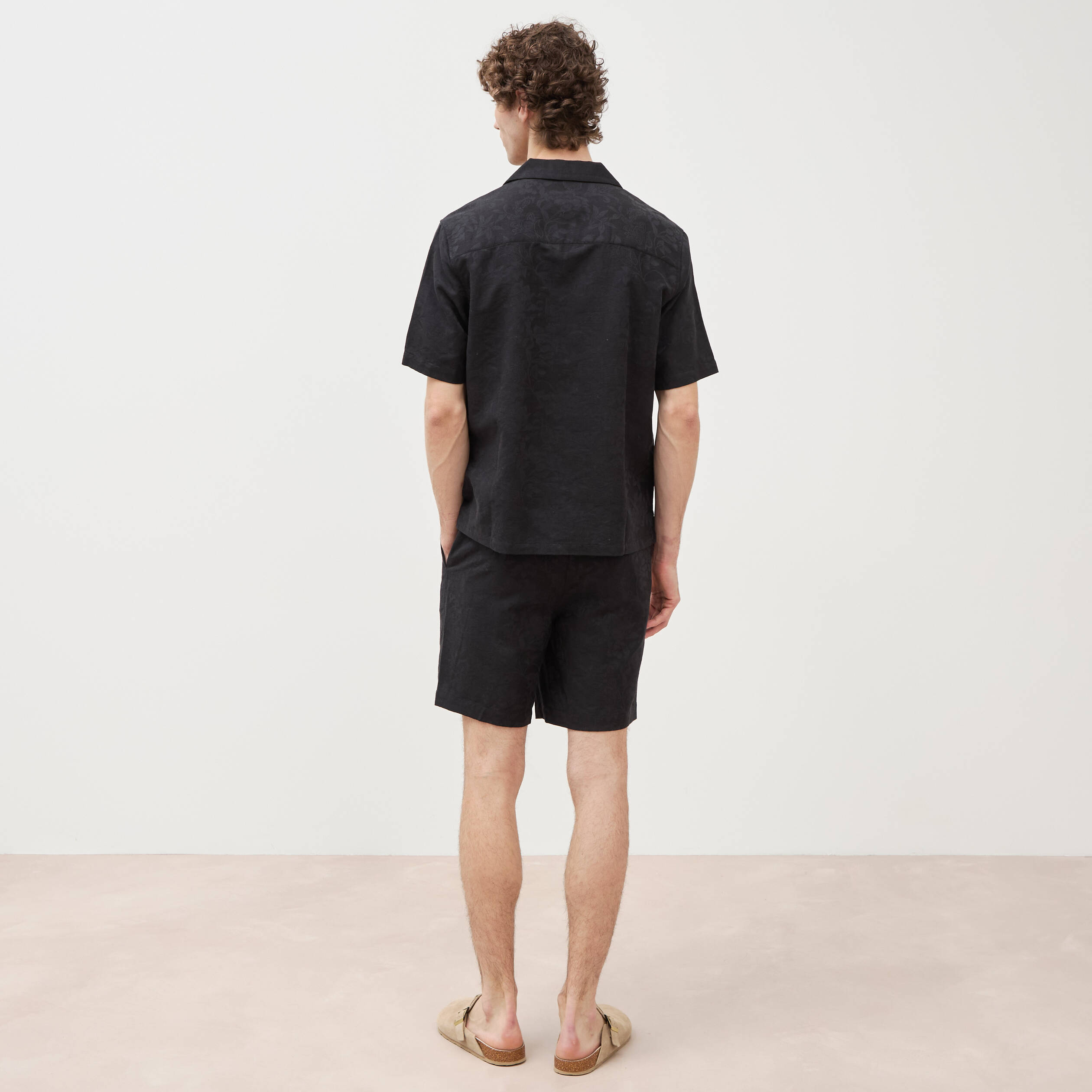 Bermuda coupe droite noir homme