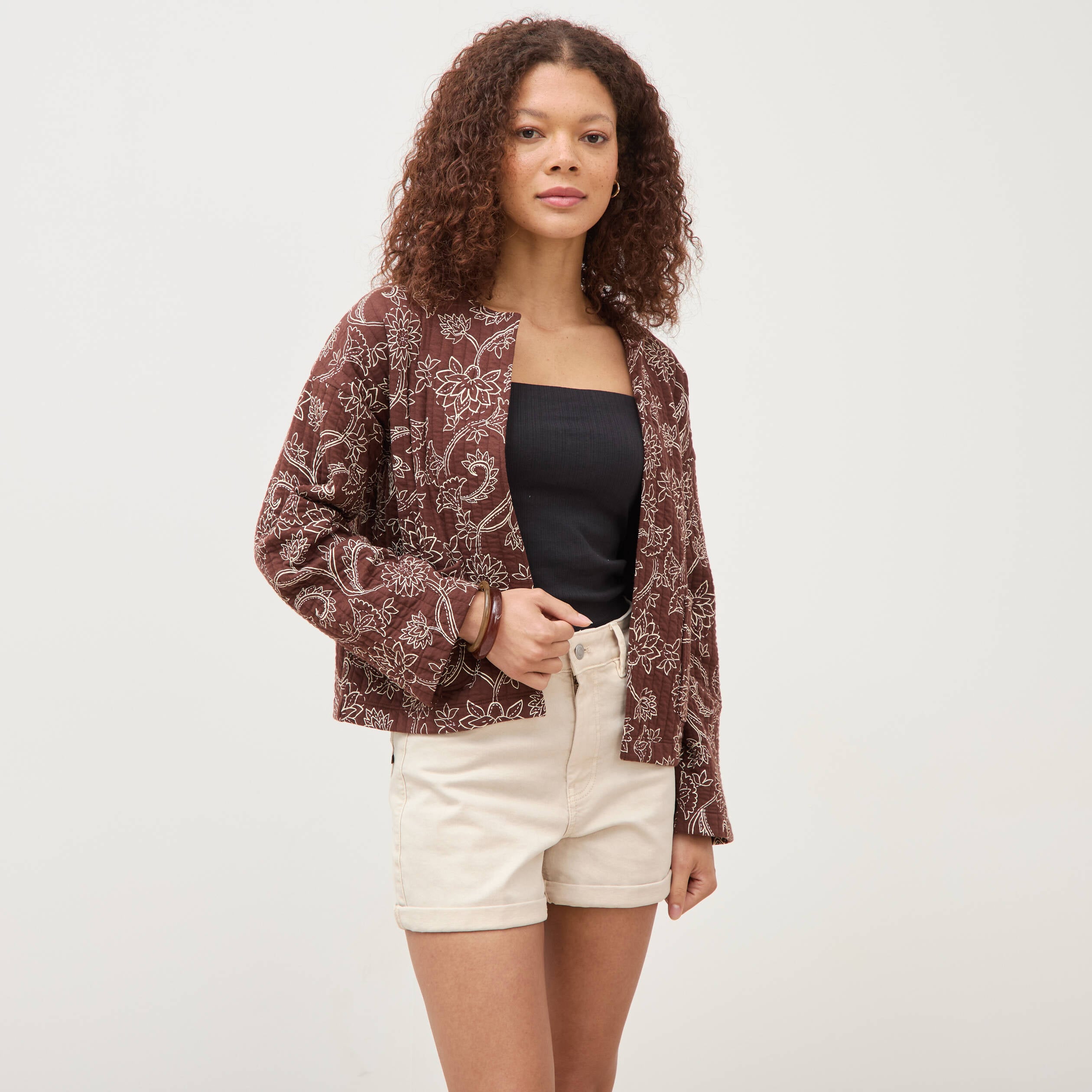 Gilet matelass&eacute; col rond marron femme