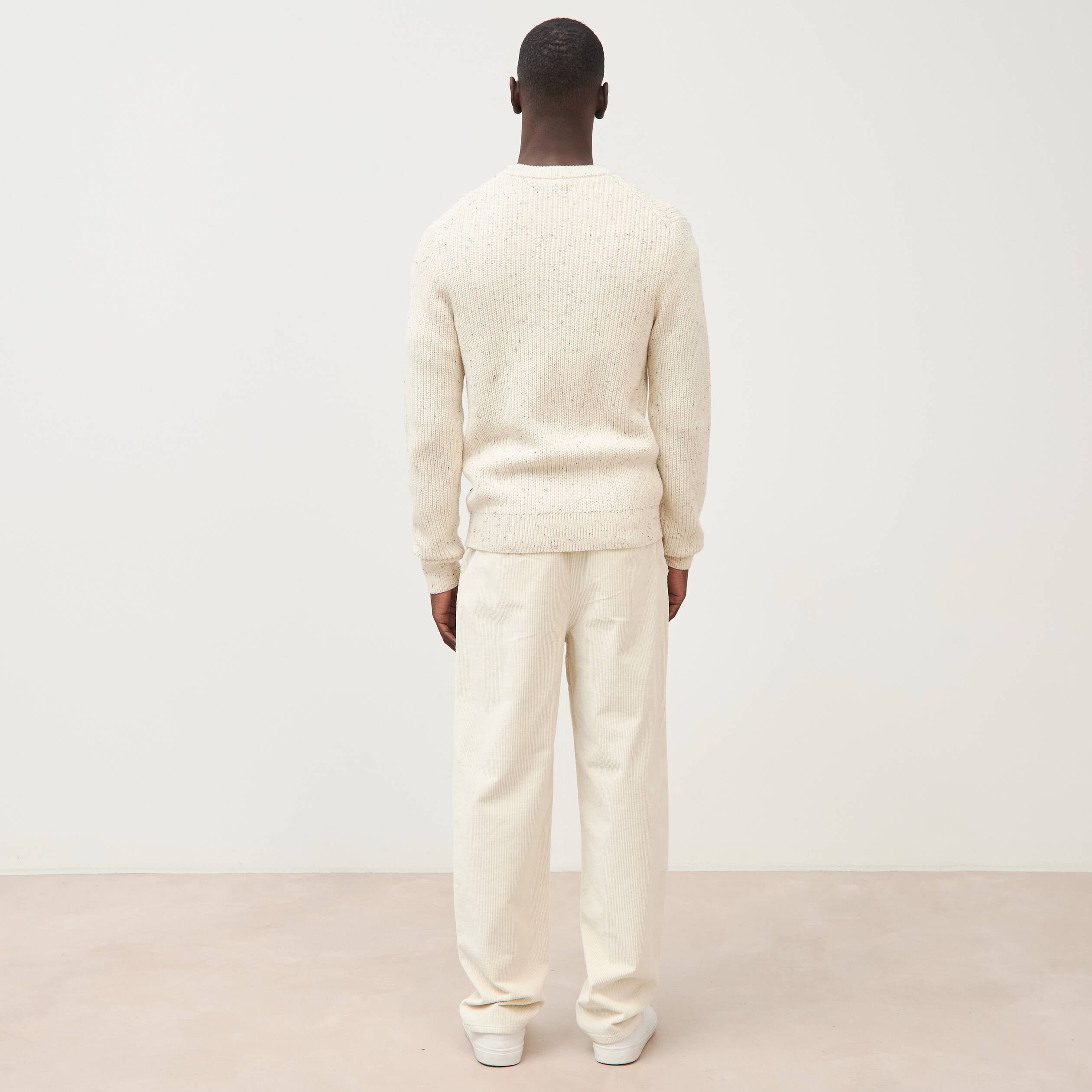 Pull col rond manches longues en coton ecru homme
