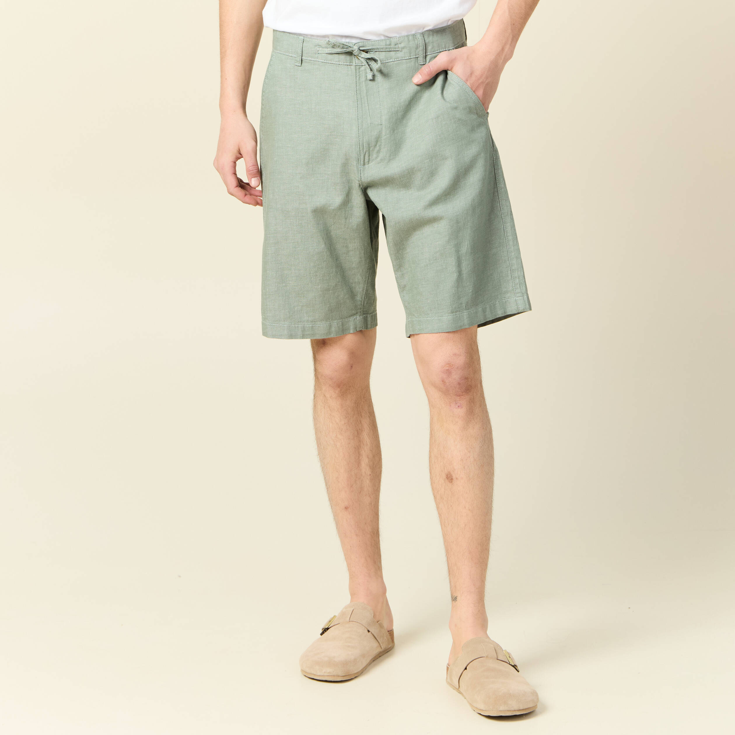 bermuda droit vert olive homme Bermuda droit vert olive homme