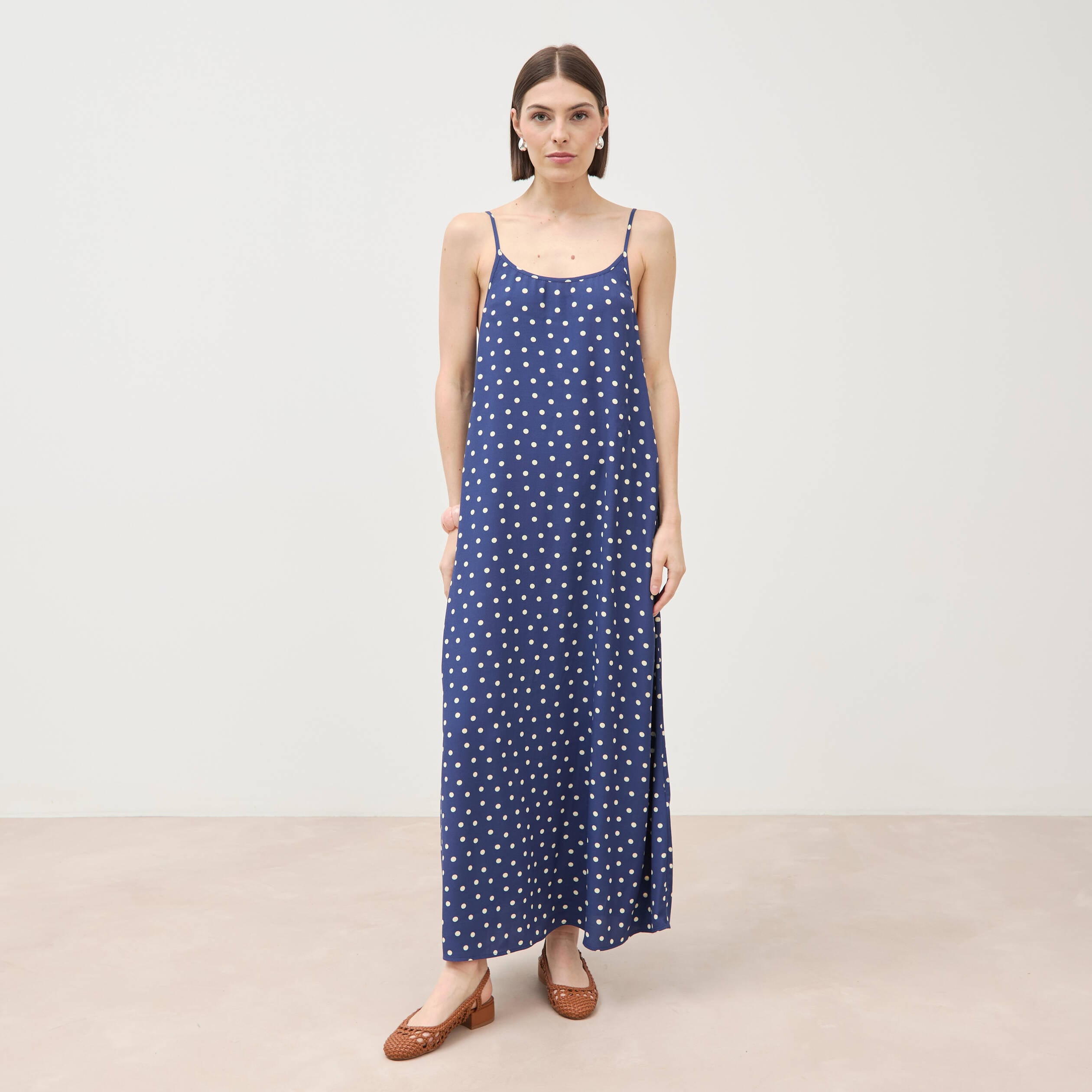 Robe longue fines bretelles col rond bleu marine femme
