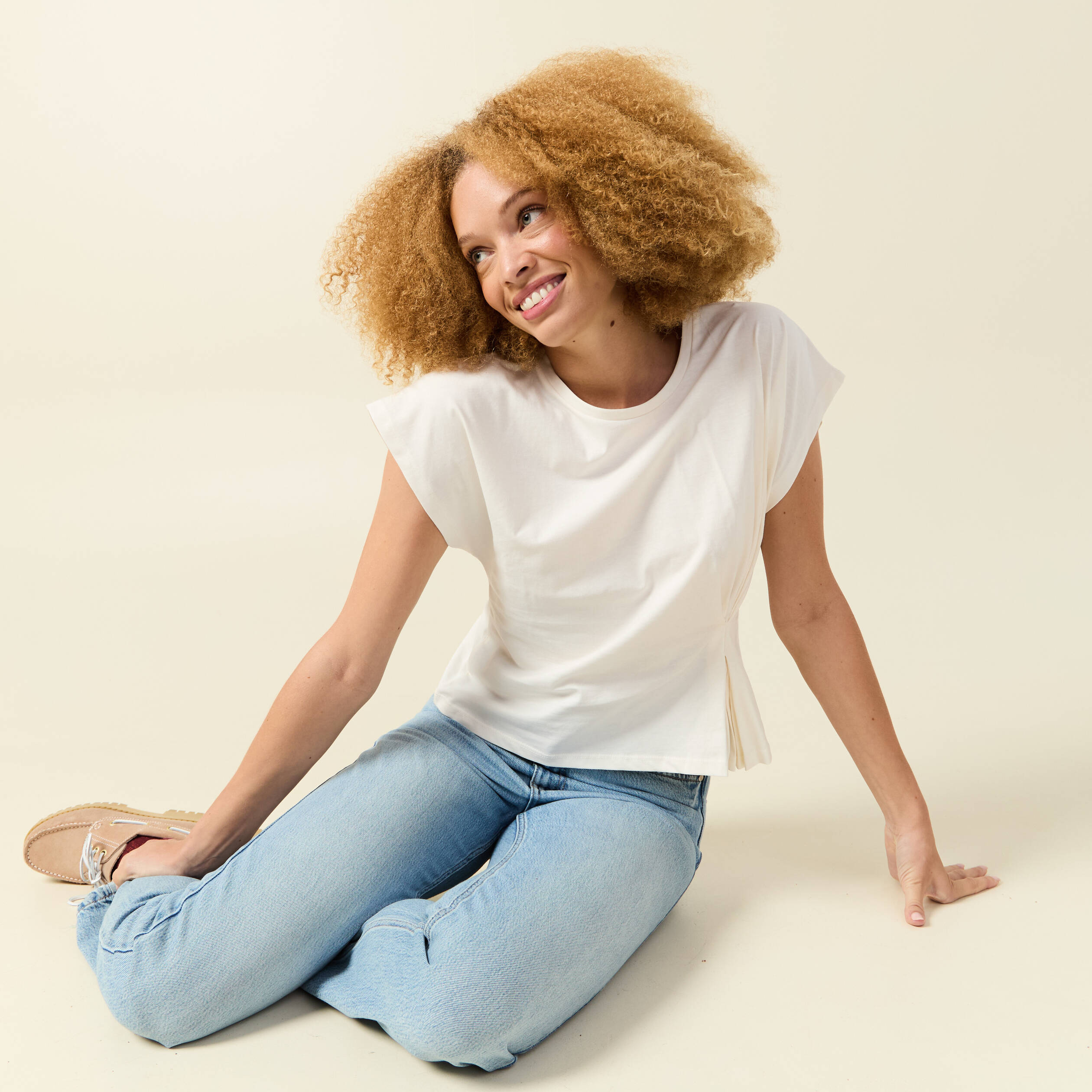 t shirt manches courtes creme femme T-shirt manches courtes creme femme