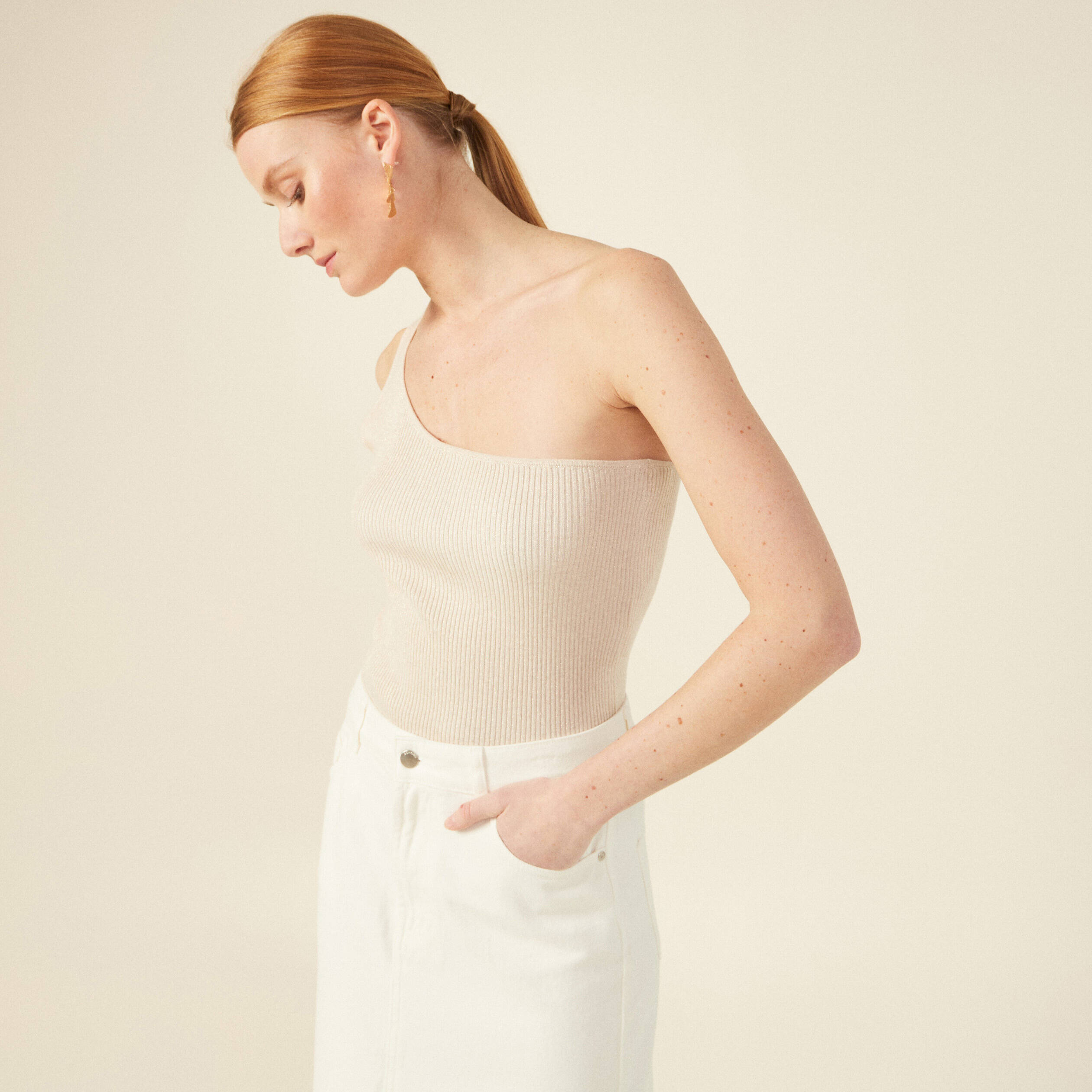 pull asymetrique creme femme Pull asymétrique creme femme