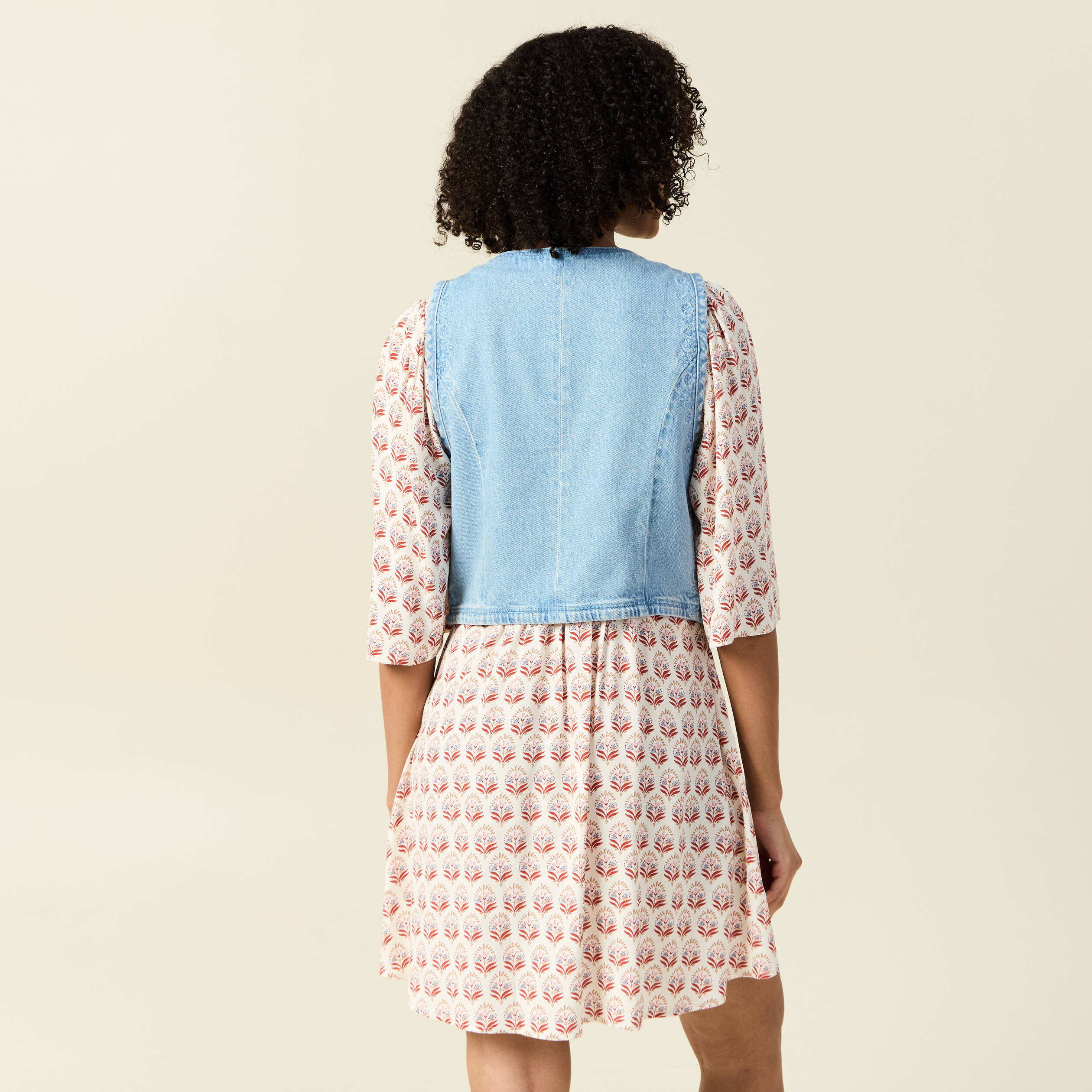 veston sans manches en jean denim used femme Veston sans manches en jean denim used femme