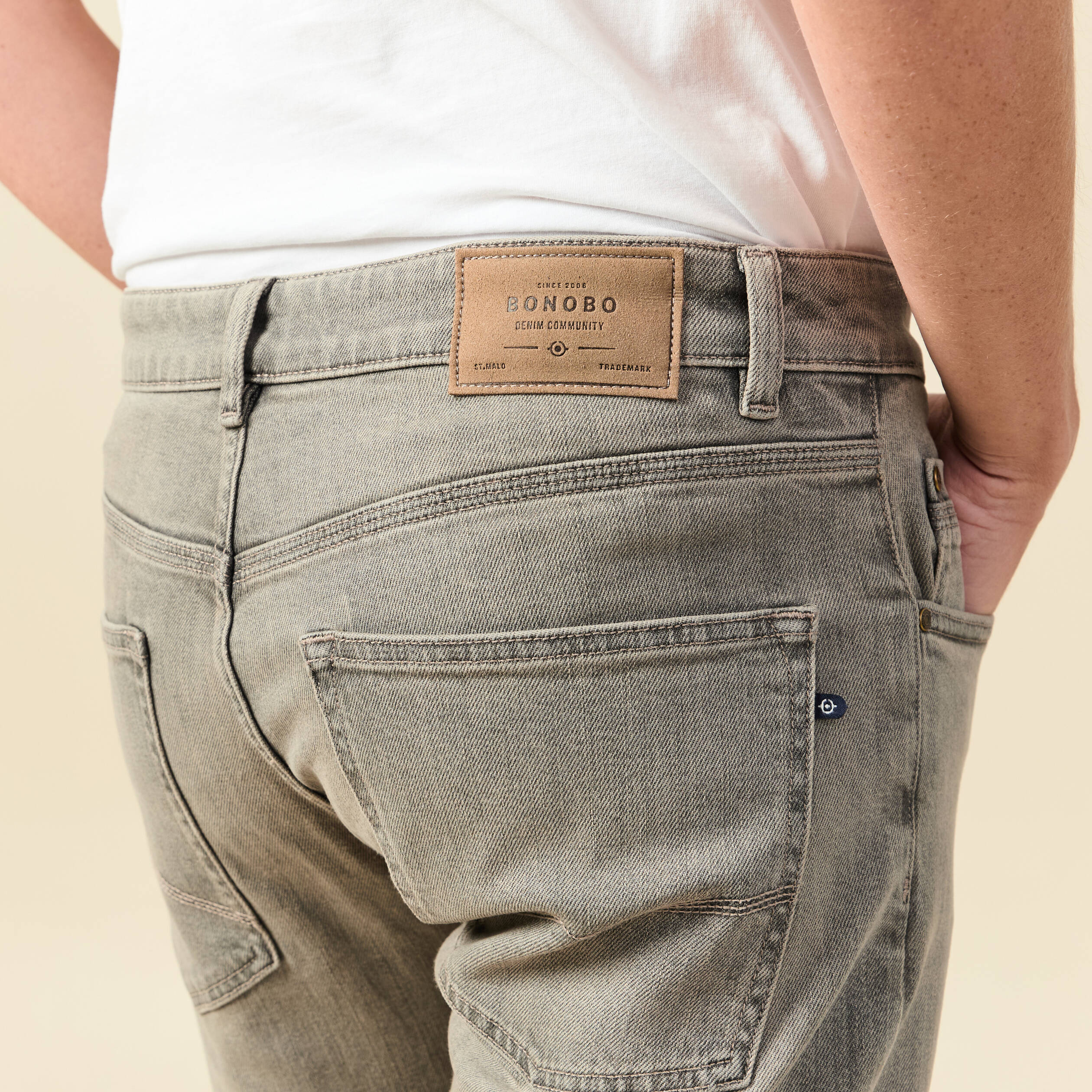 Jeans straight longueur 34 denim snow gris homme