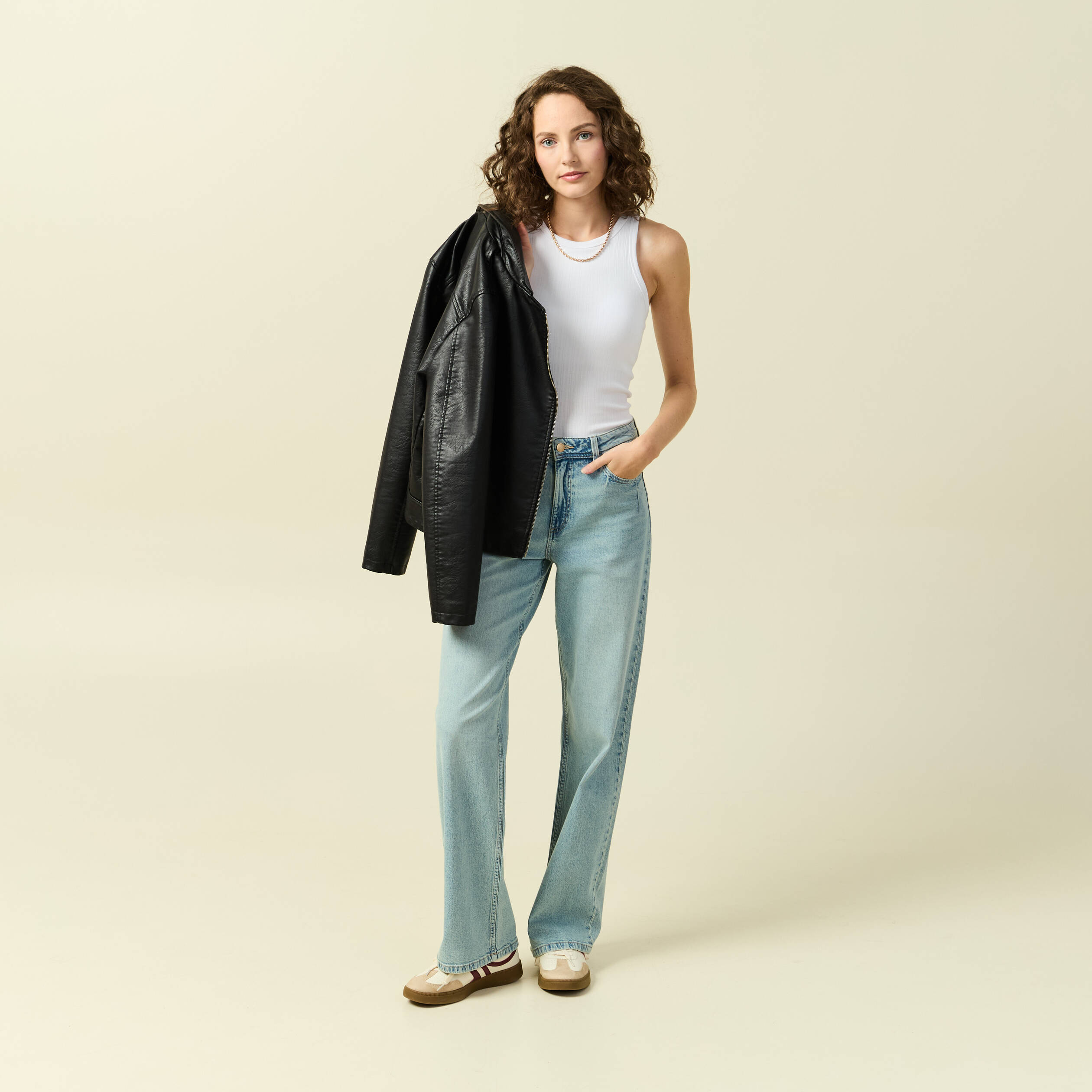 jeans large taille standard bleu femme Jeans large taille standard bleu femme