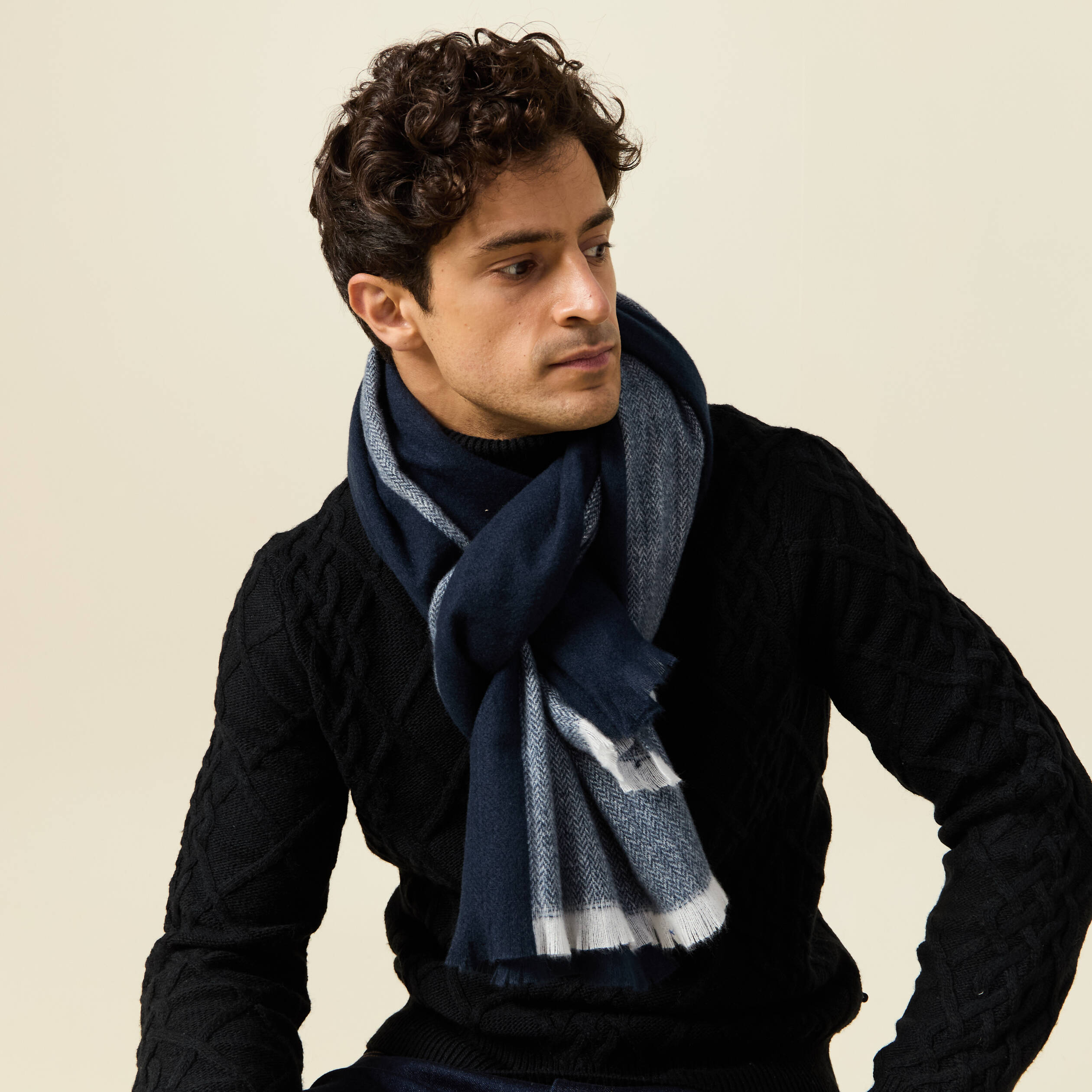 &Eacute;charpe bleu marine homme