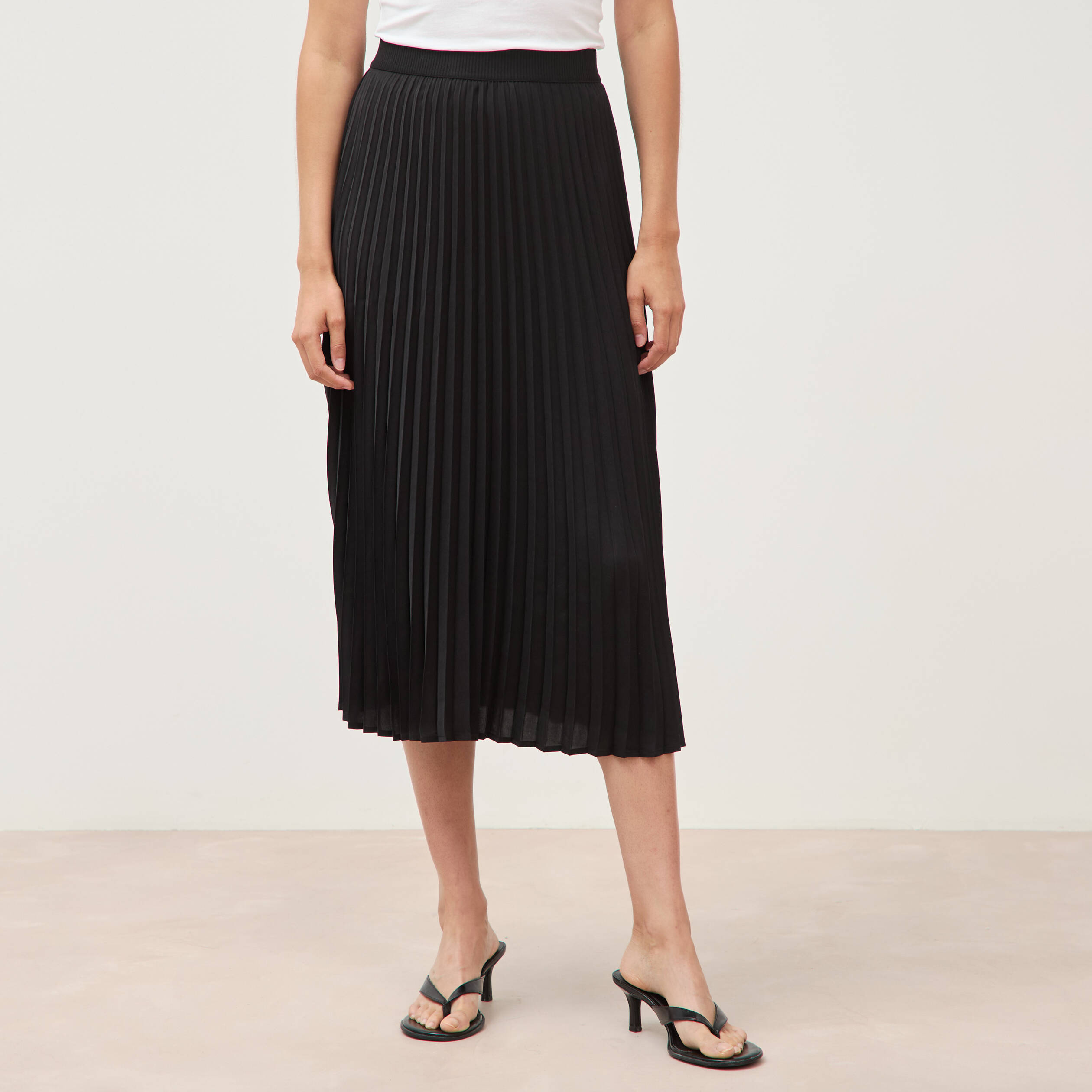 Jupe longue &eacute;vas&eacute;e pliss&eacute;e noir femme