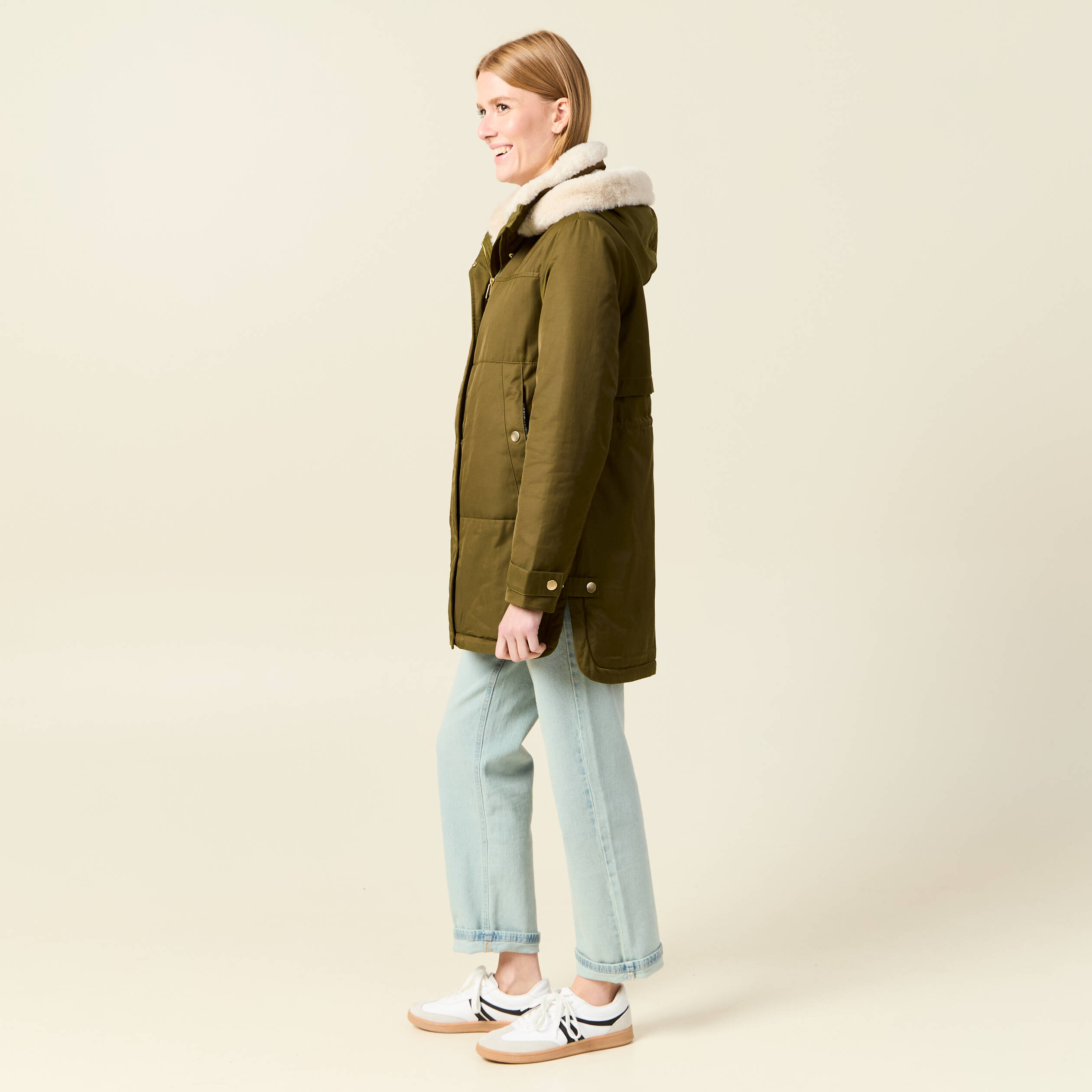 Parka droite &agrave; capuche vert kaki femme