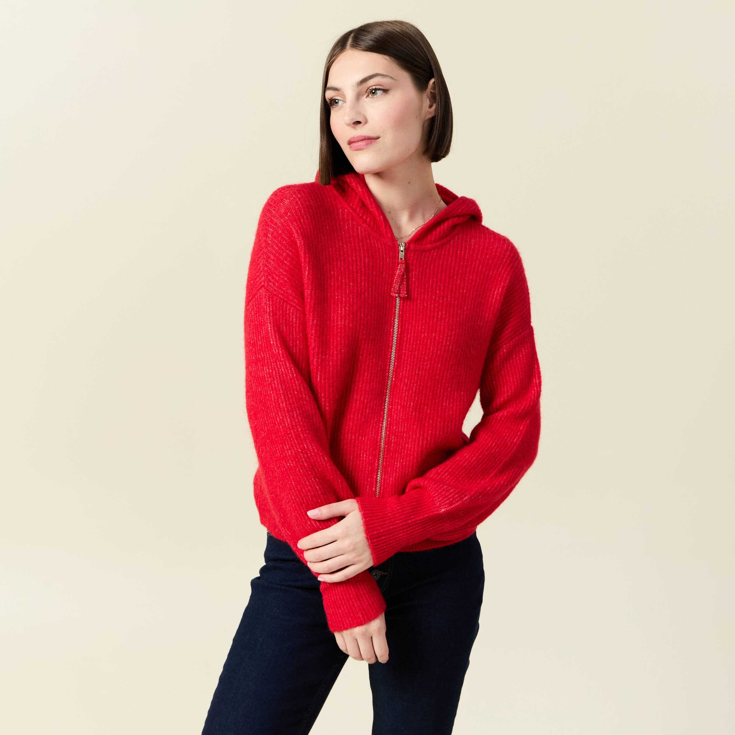 gilet manches longues capuche rouge femme Gilet manches longues capuche rouge femme