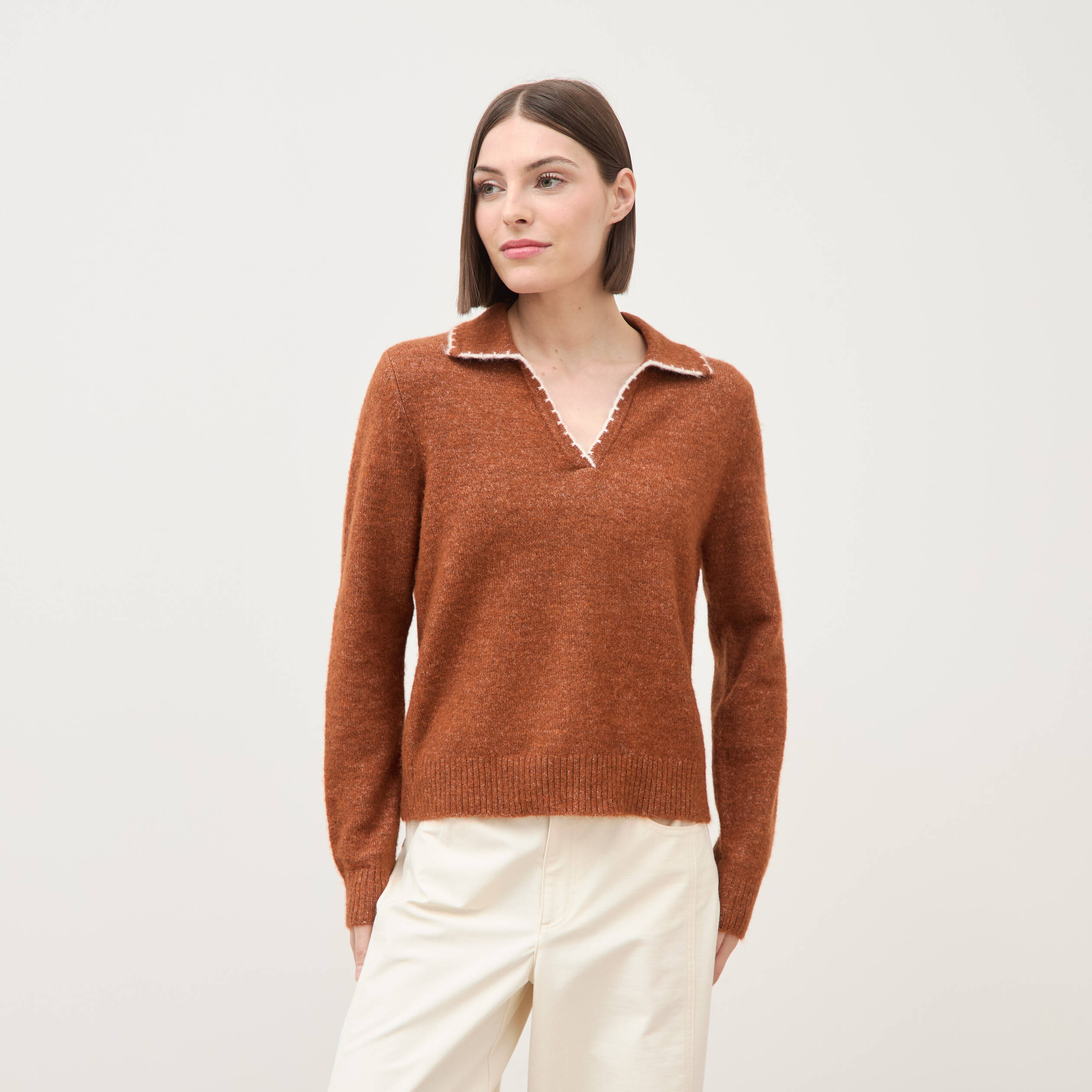 Pull droit col polo manches longues marron cognac femme