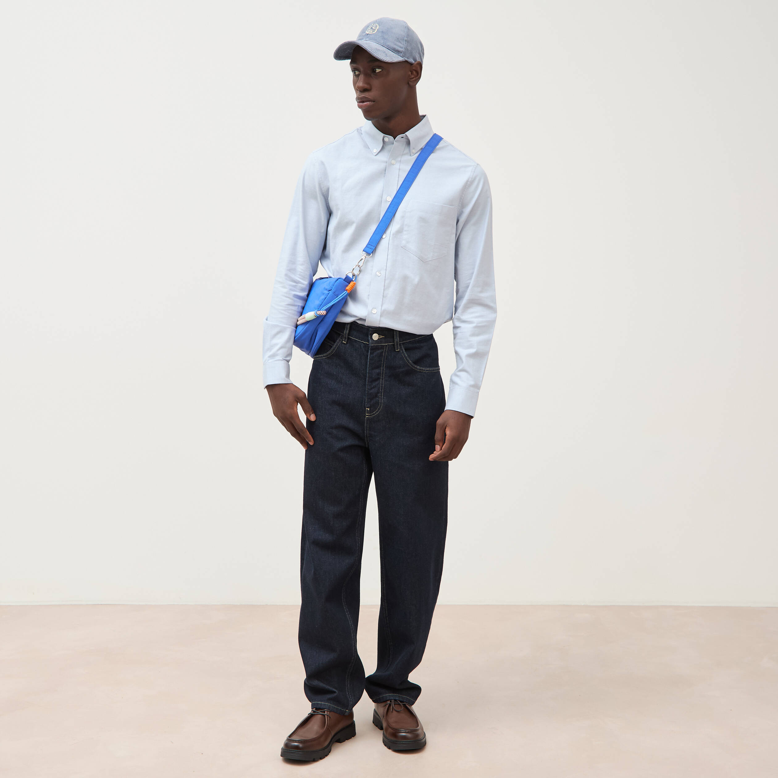 Chemise manches longues col am&eacute;ricain bleu gris homme