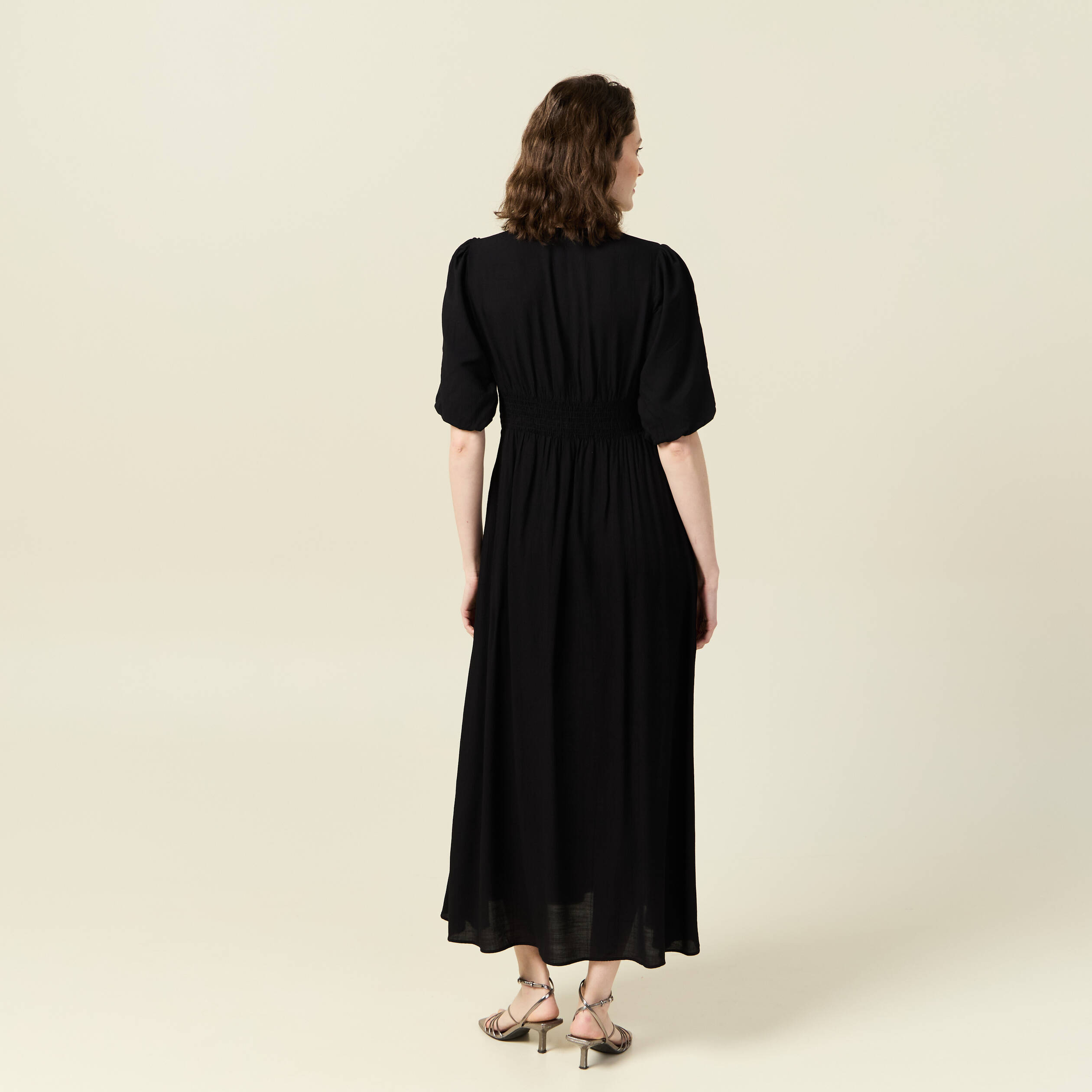 robe longue evasee noir femme Robe longue évasée noir femme