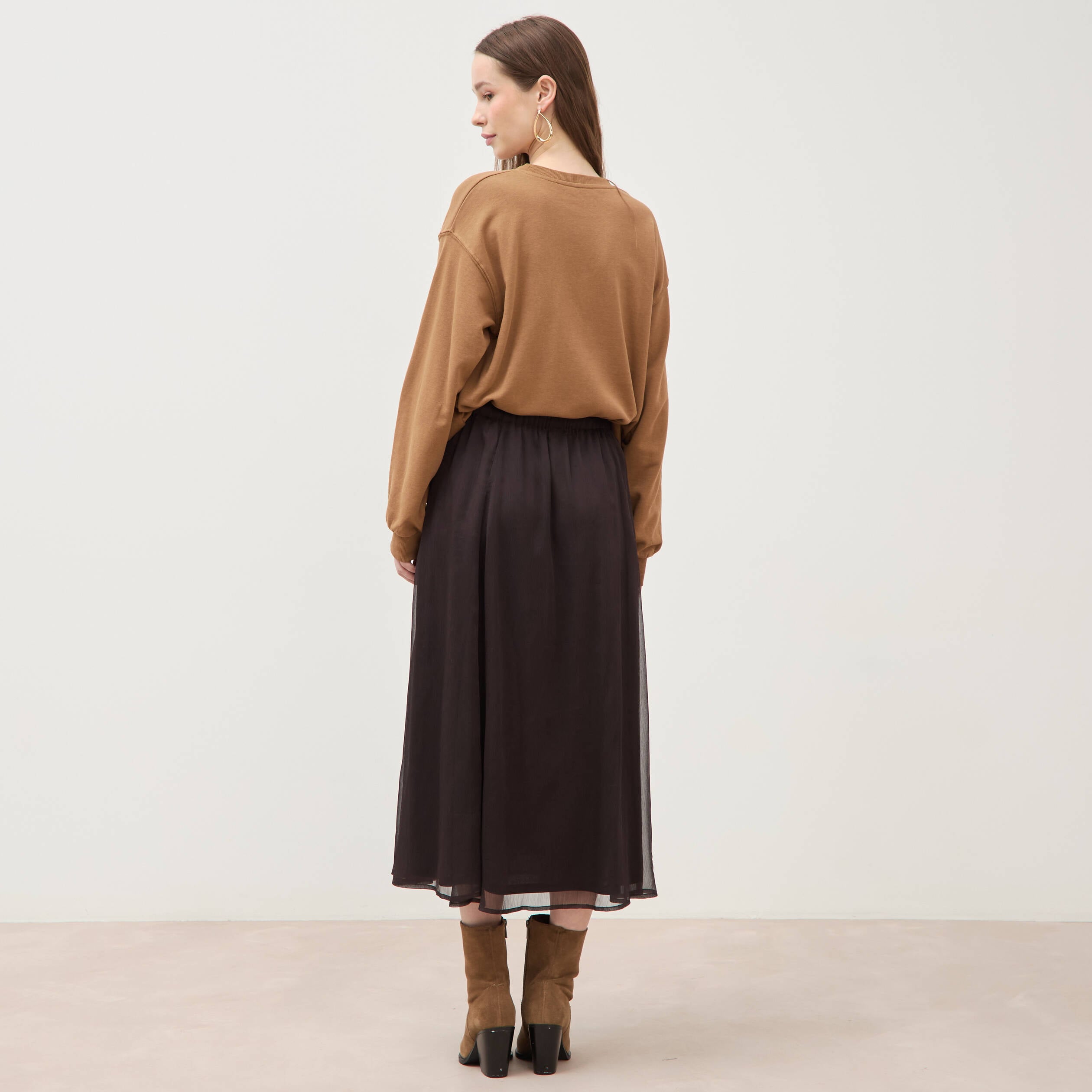 Jupe en voile doubl&eacute;e marron fonc&eacute; femme