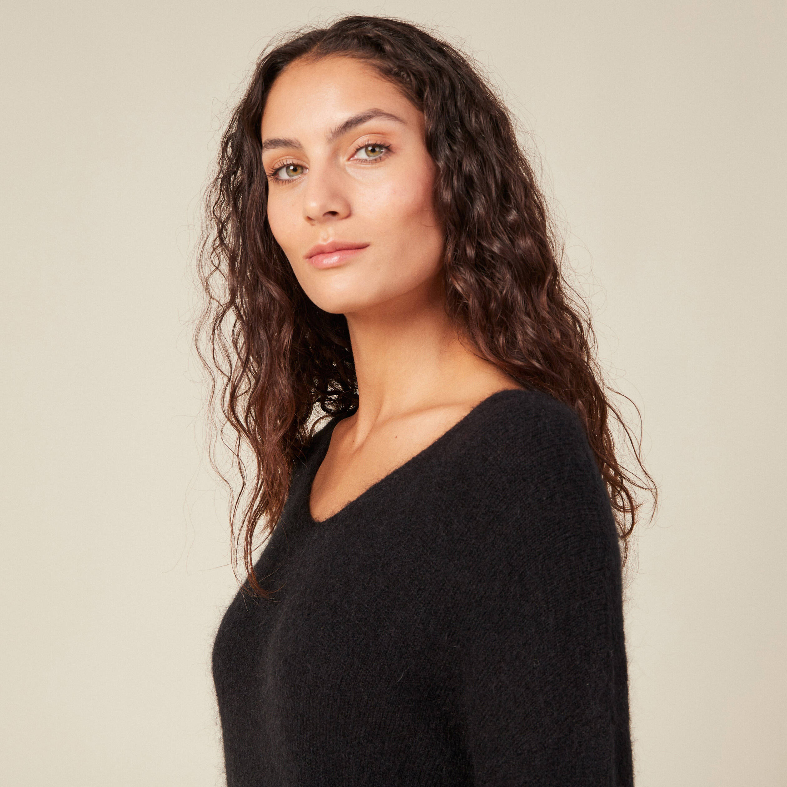 Pull éco-responsable noir femme