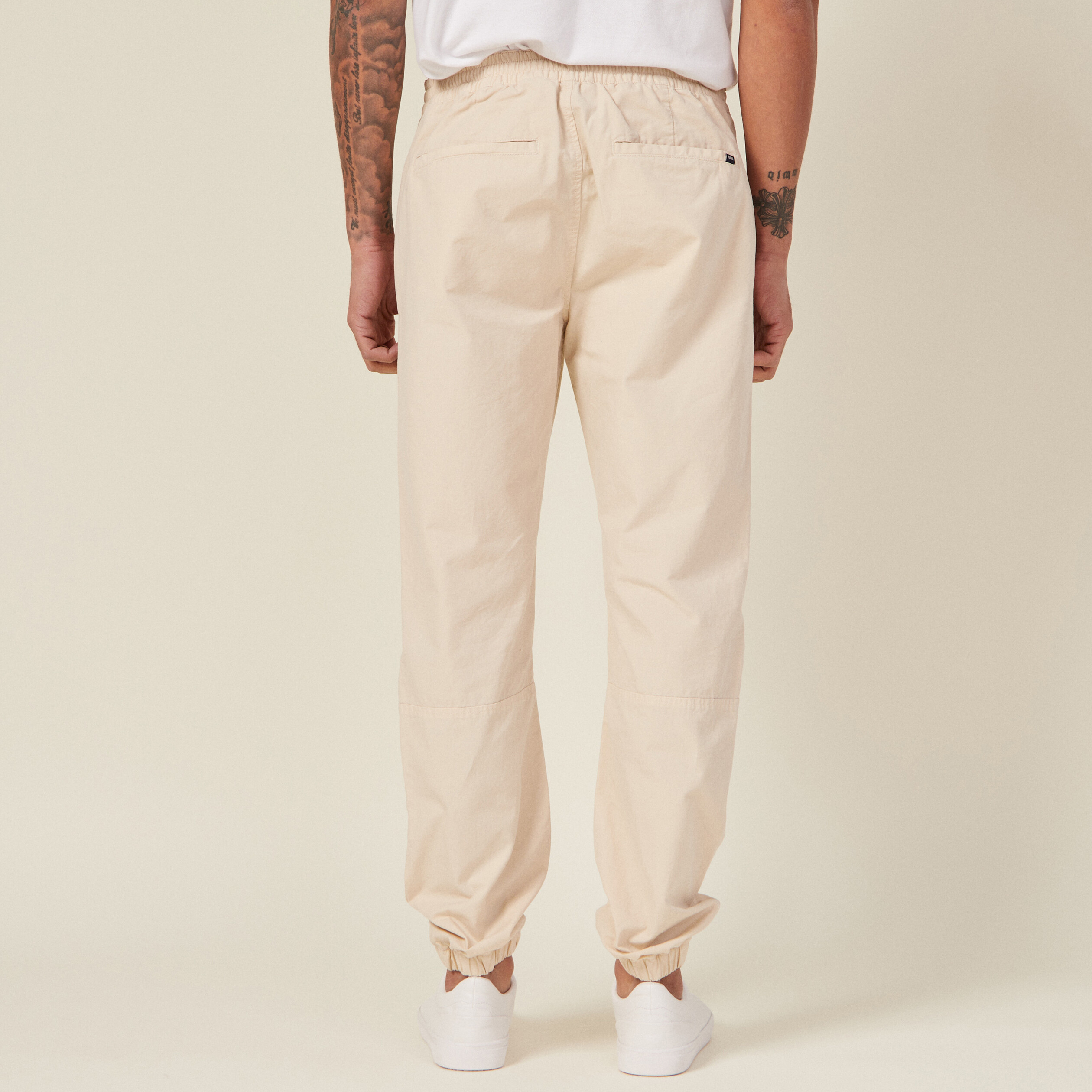 jogger droit bas resserre beige homme Jogger droit bas resserré beige homme