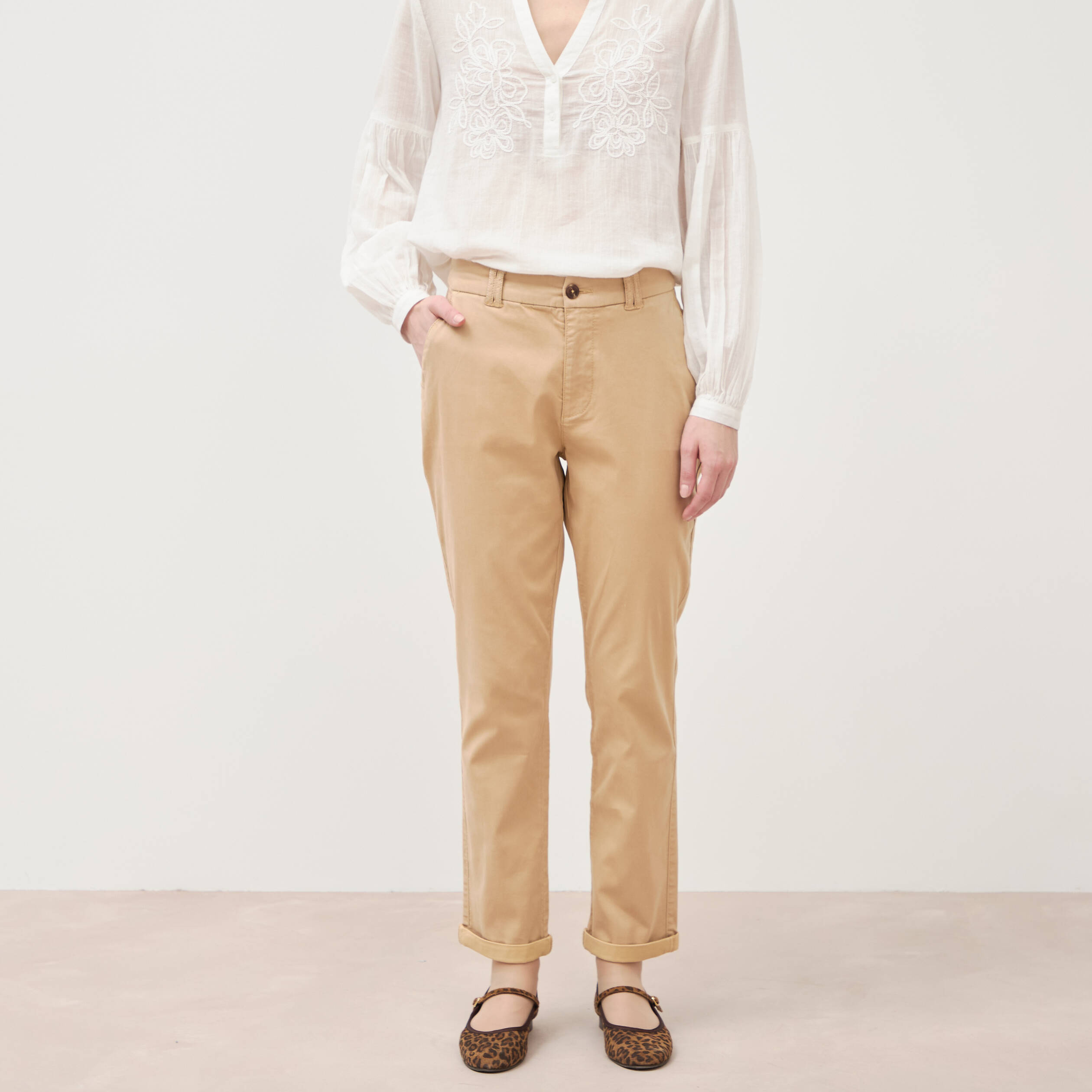 Chino cigarette 7/8&egrave;me taille haute marron clair femme
