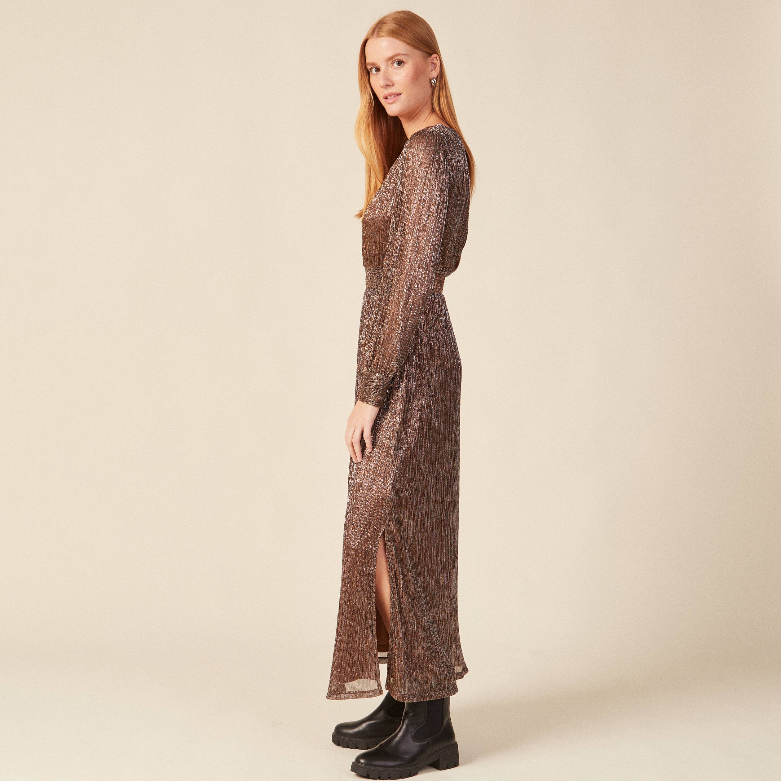 Robe longue vas e col en V marron cognac femme
