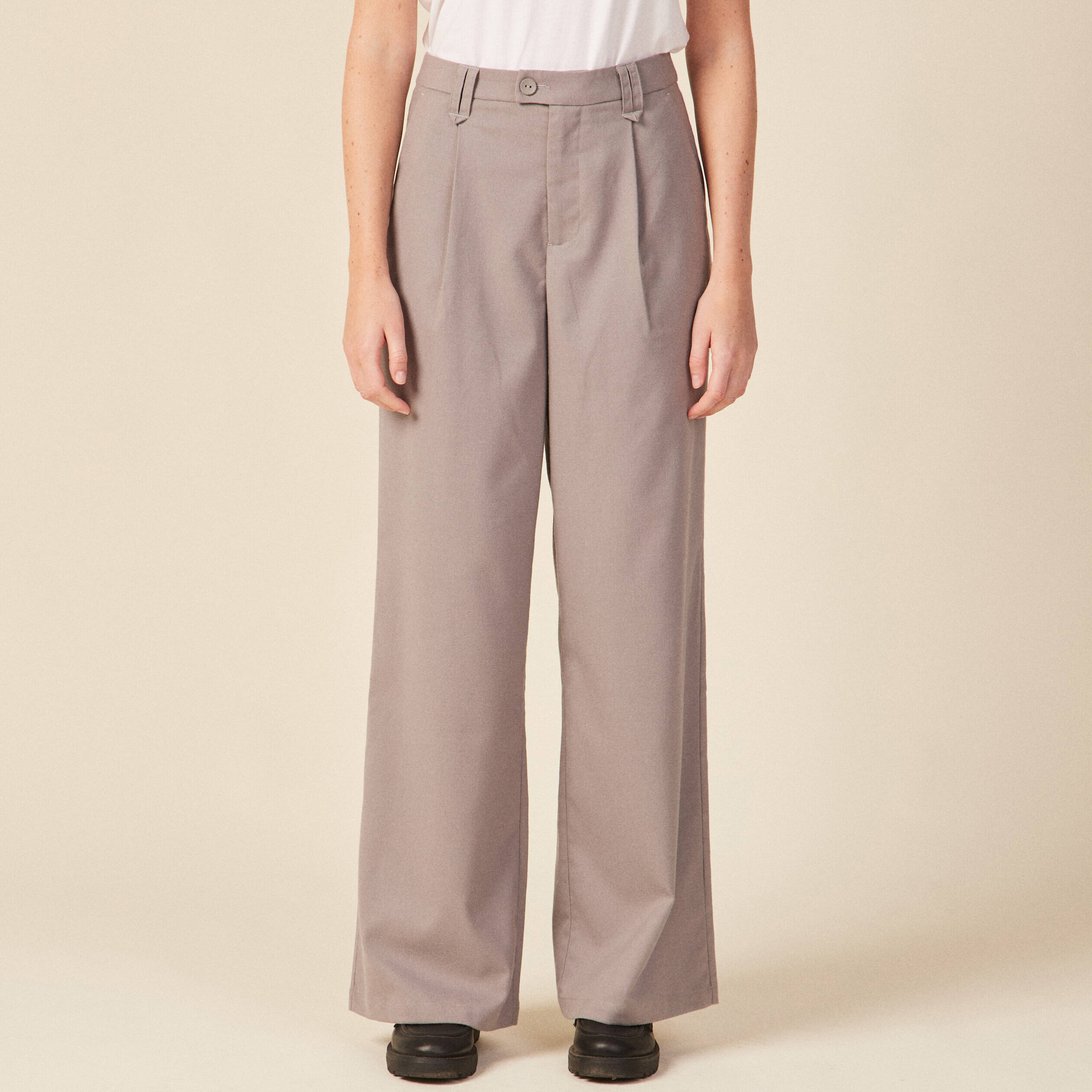 pantalon large avec pinces gris femme Pantalon large avec pinces gris femme