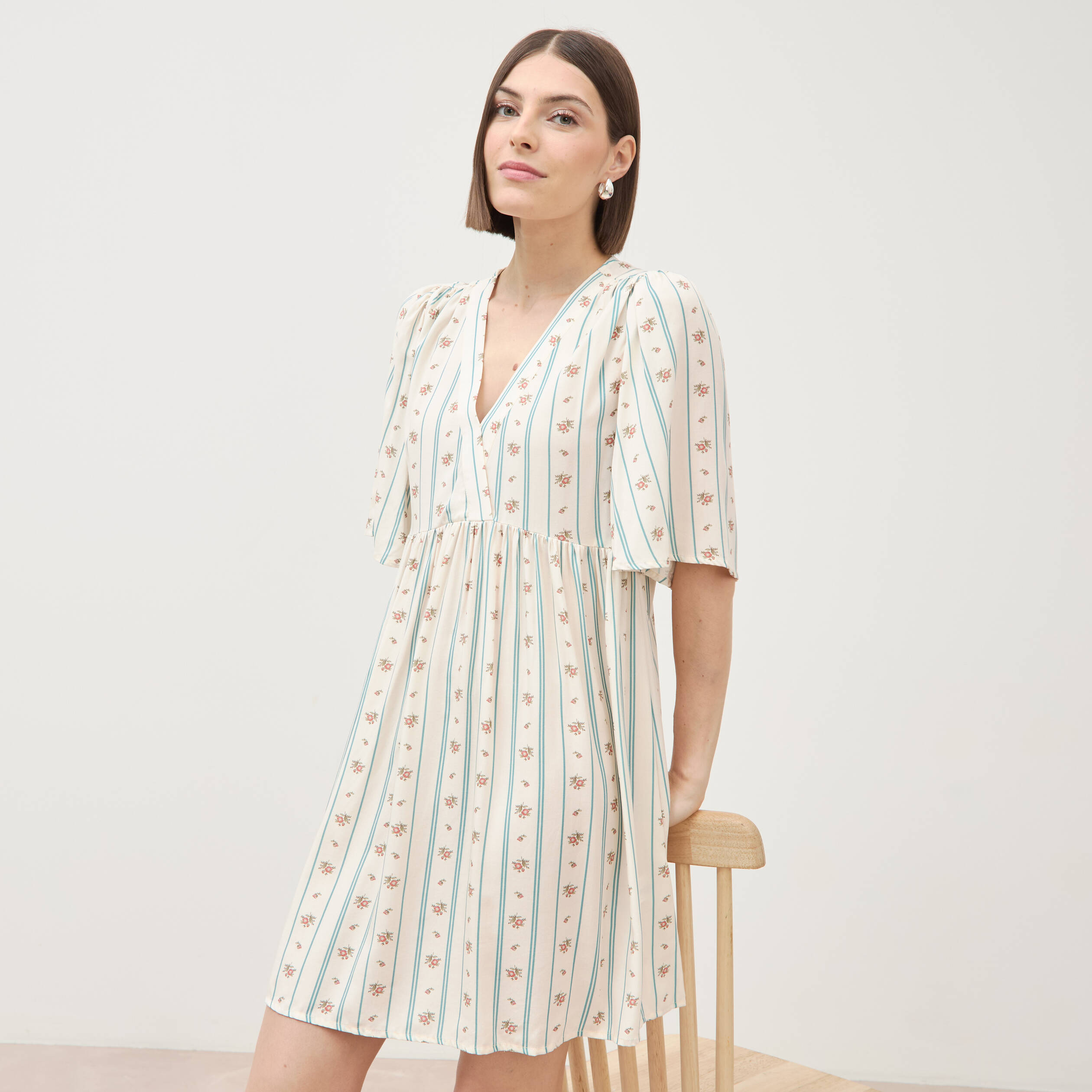 Robe fluide col v manches courtes bleu gris femme