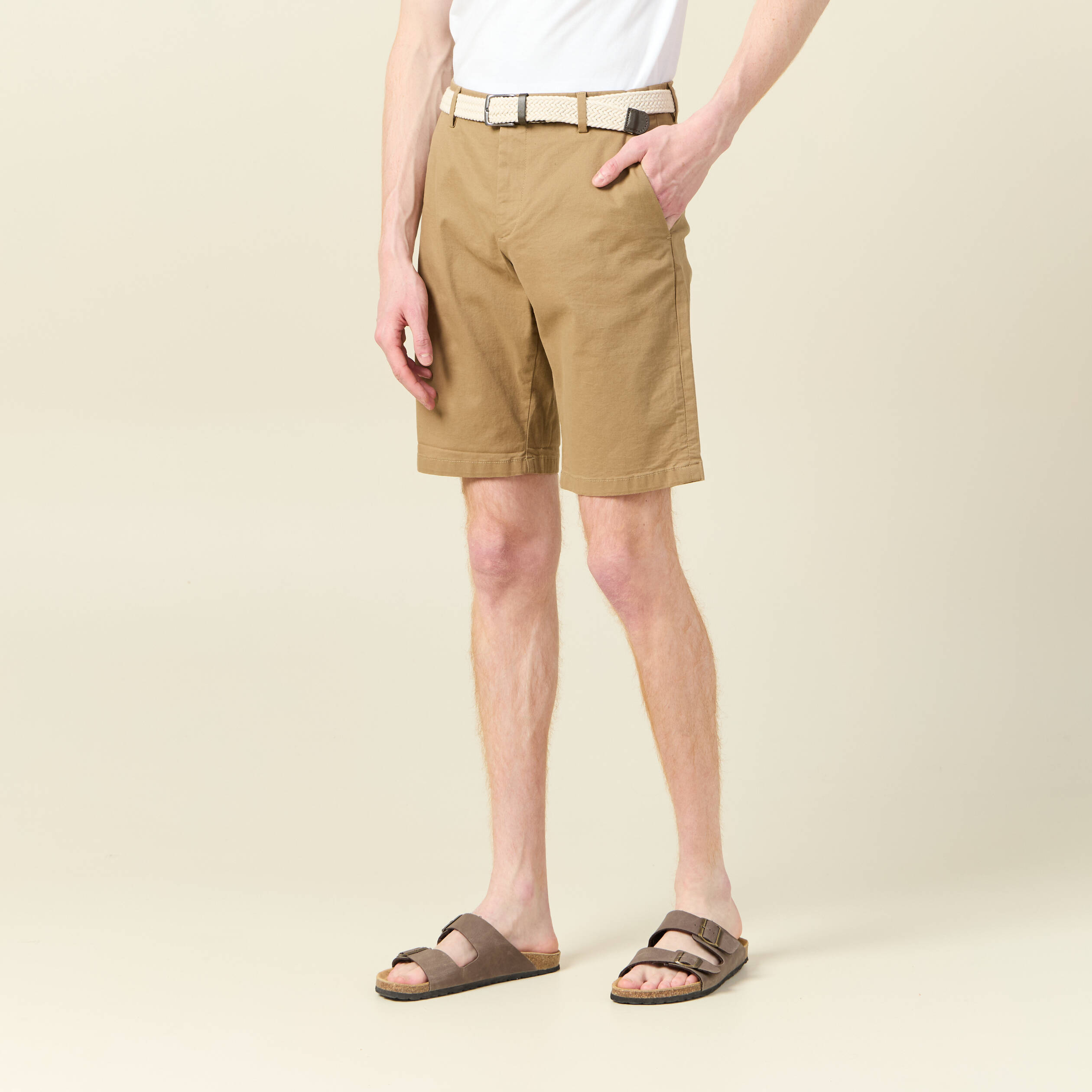 Short homme kaki