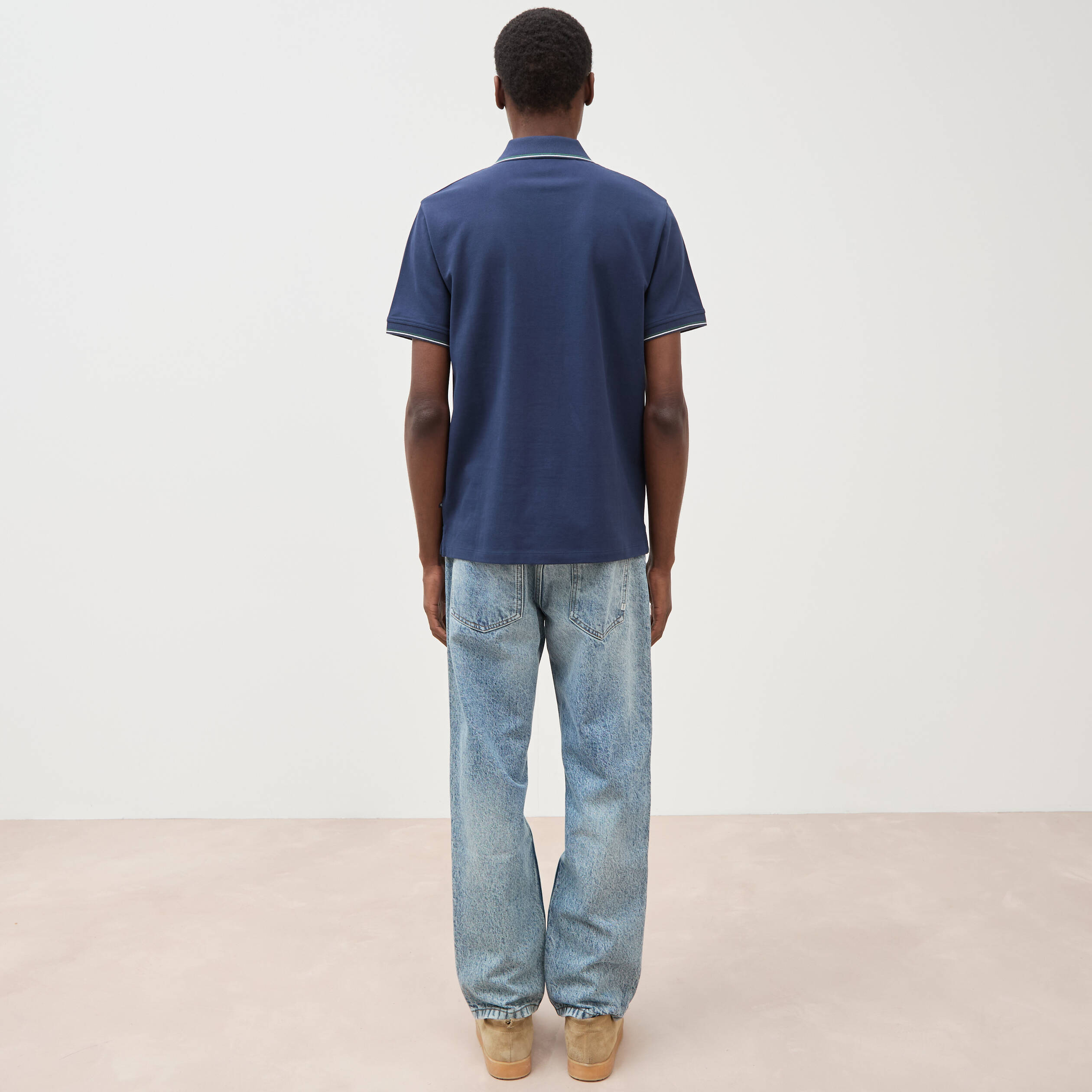 Polo cintr&eacute; en coton manches courtes bleu marine homme