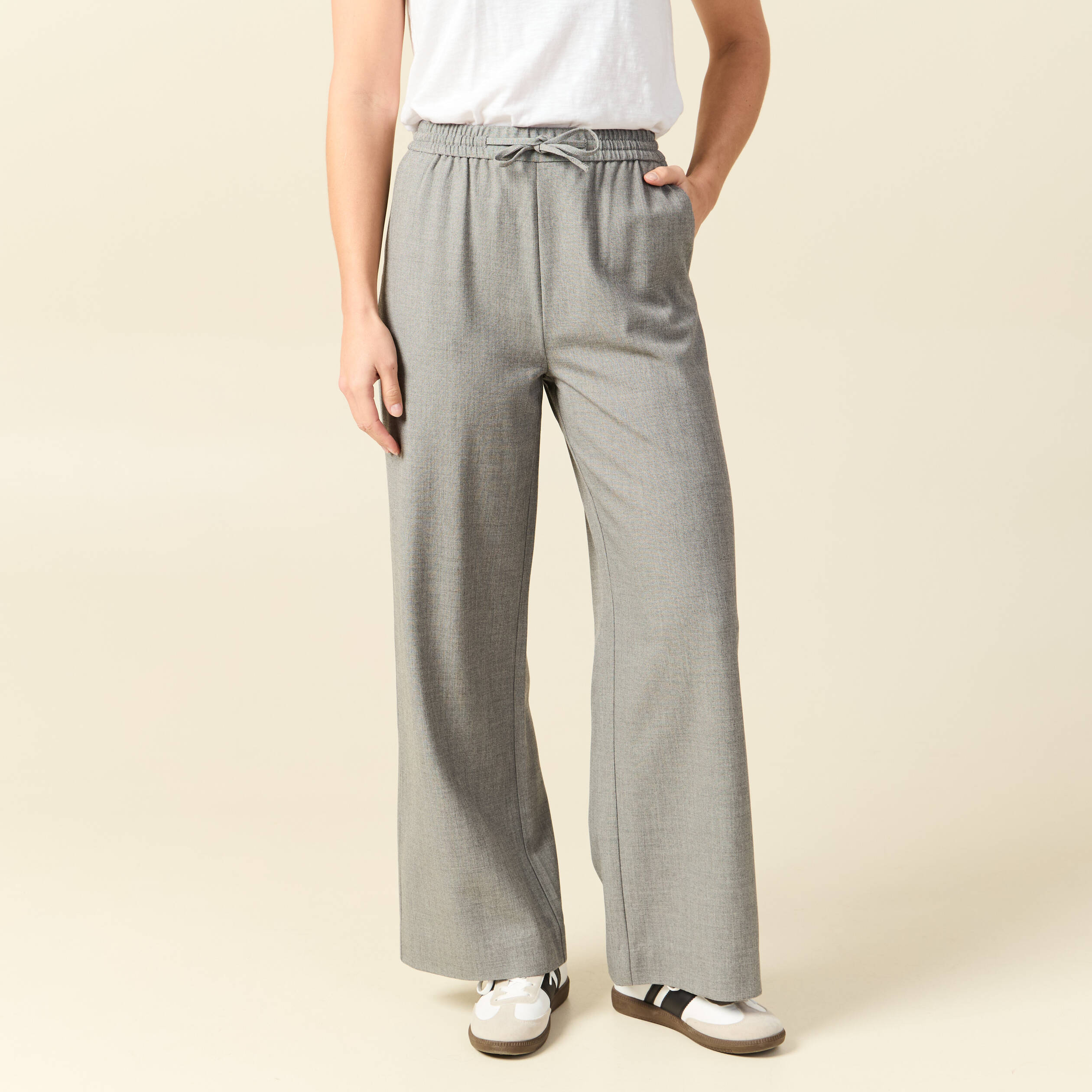 Pantalon taille haute fluide gris clair femme