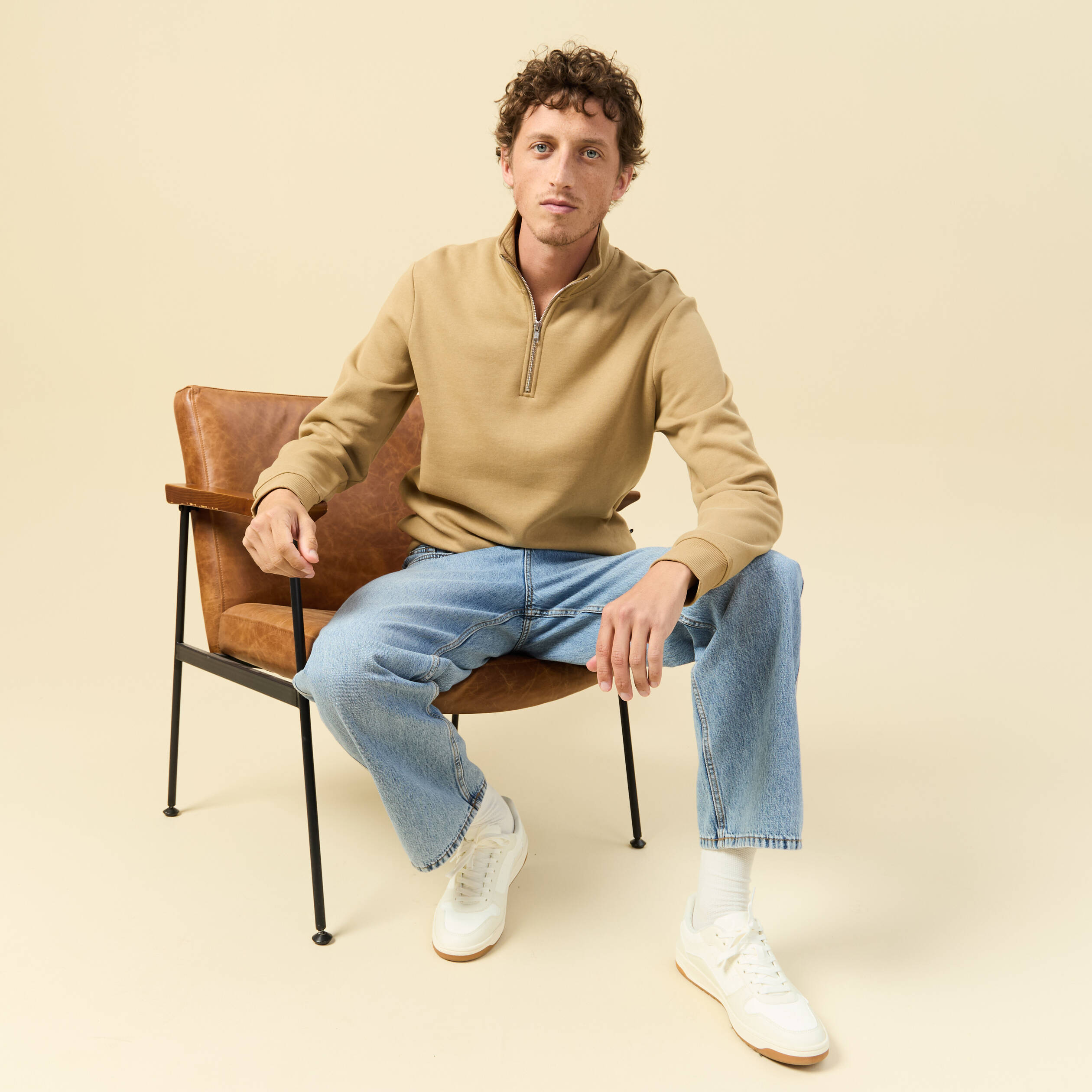Sweat col camionneur manches longues beige homme