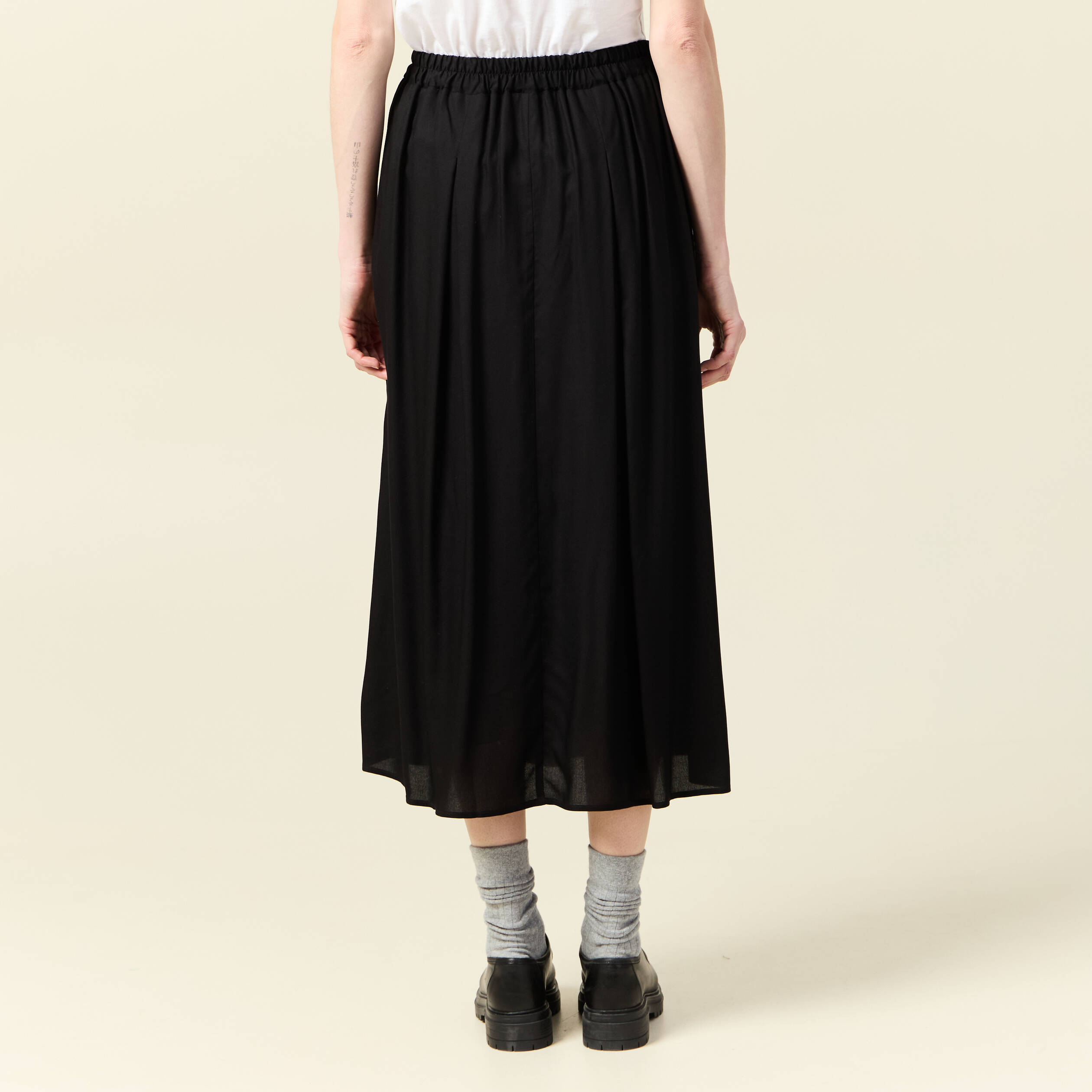 jupe longue evasee noir femme Jupe longue évasée noir femme