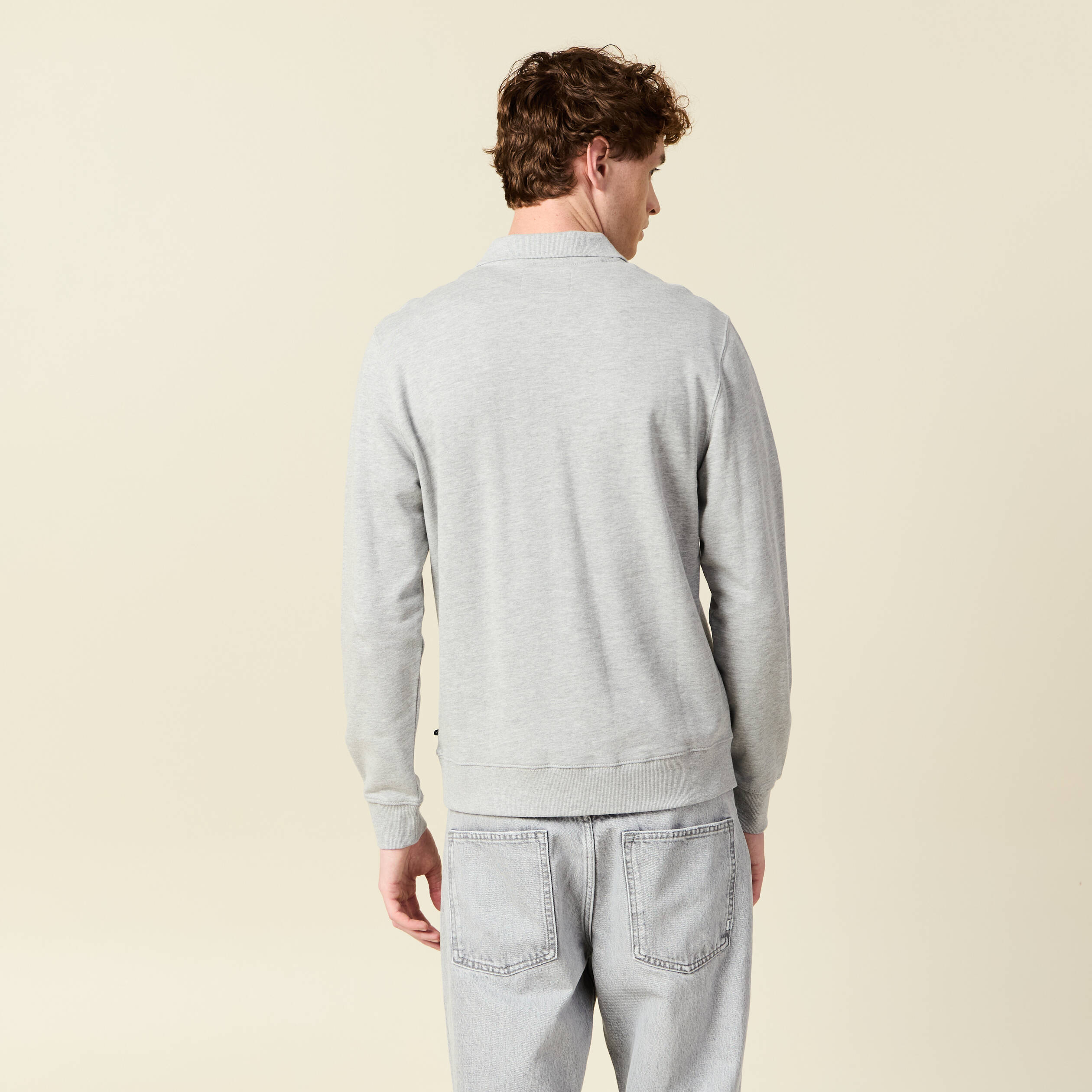 Sweat manches longues brod&eacute; gris homme