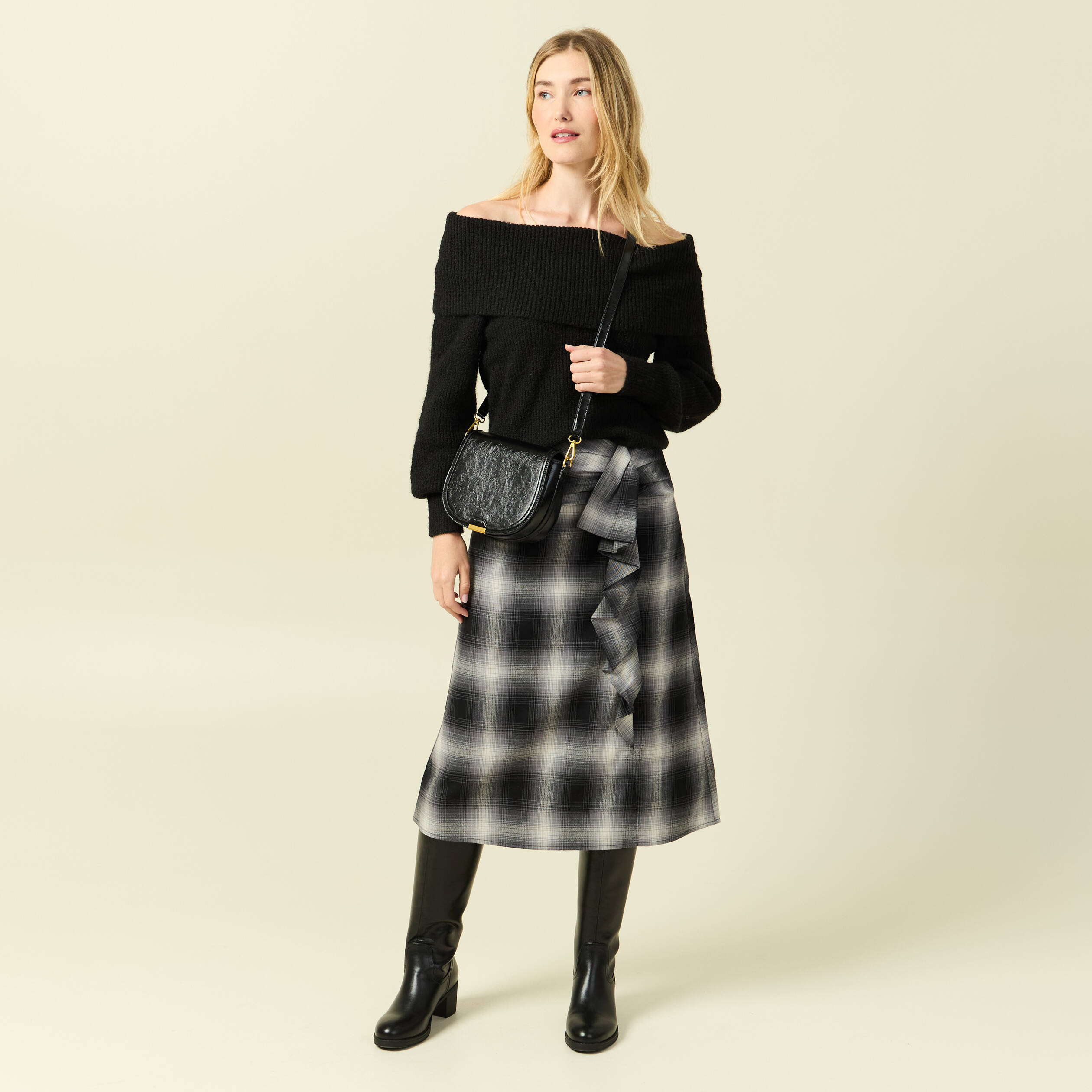 Jupe &eacute;vas&eacute;e en coton noir femme