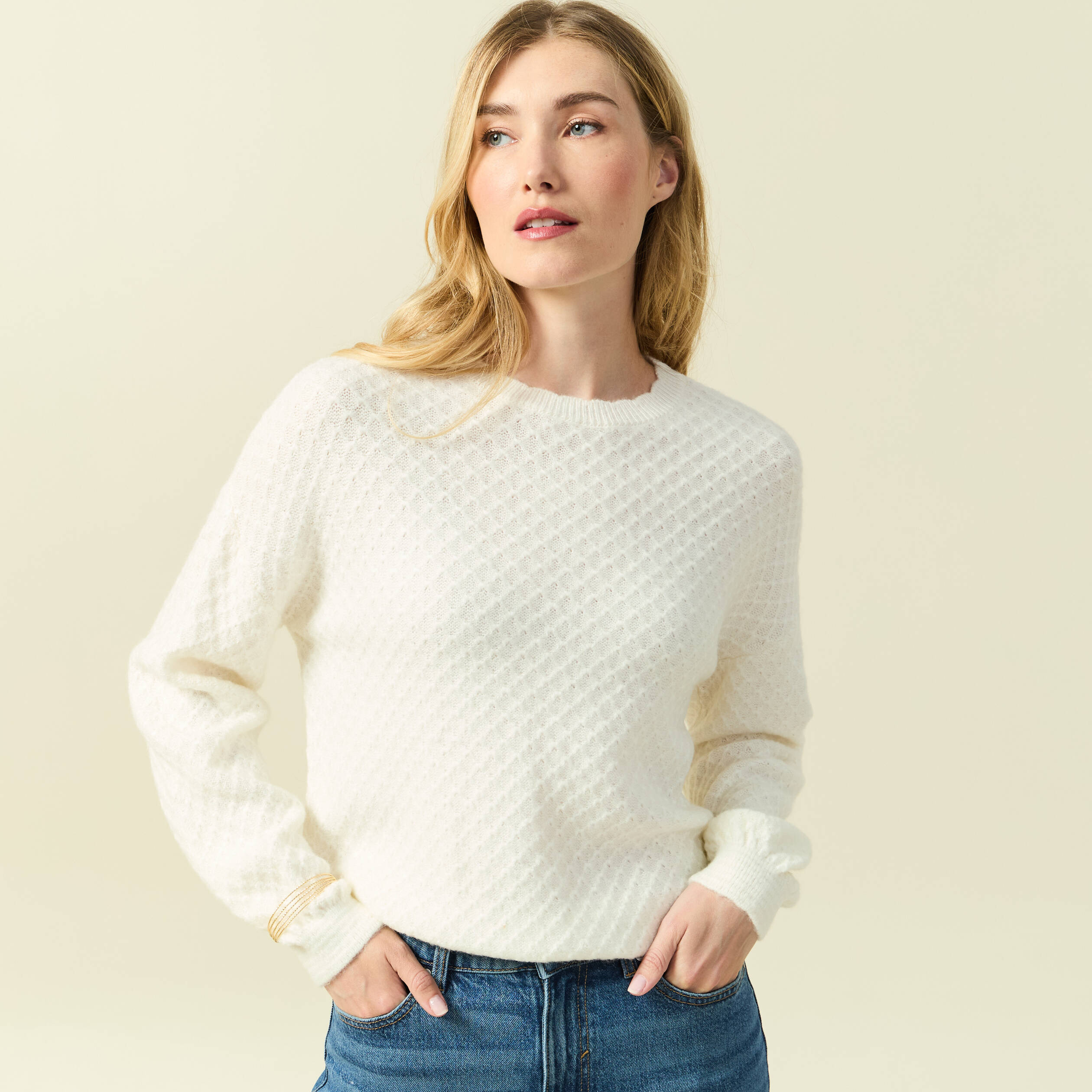 Pull col rond manches longues ecru femme Bonobo - Main Image