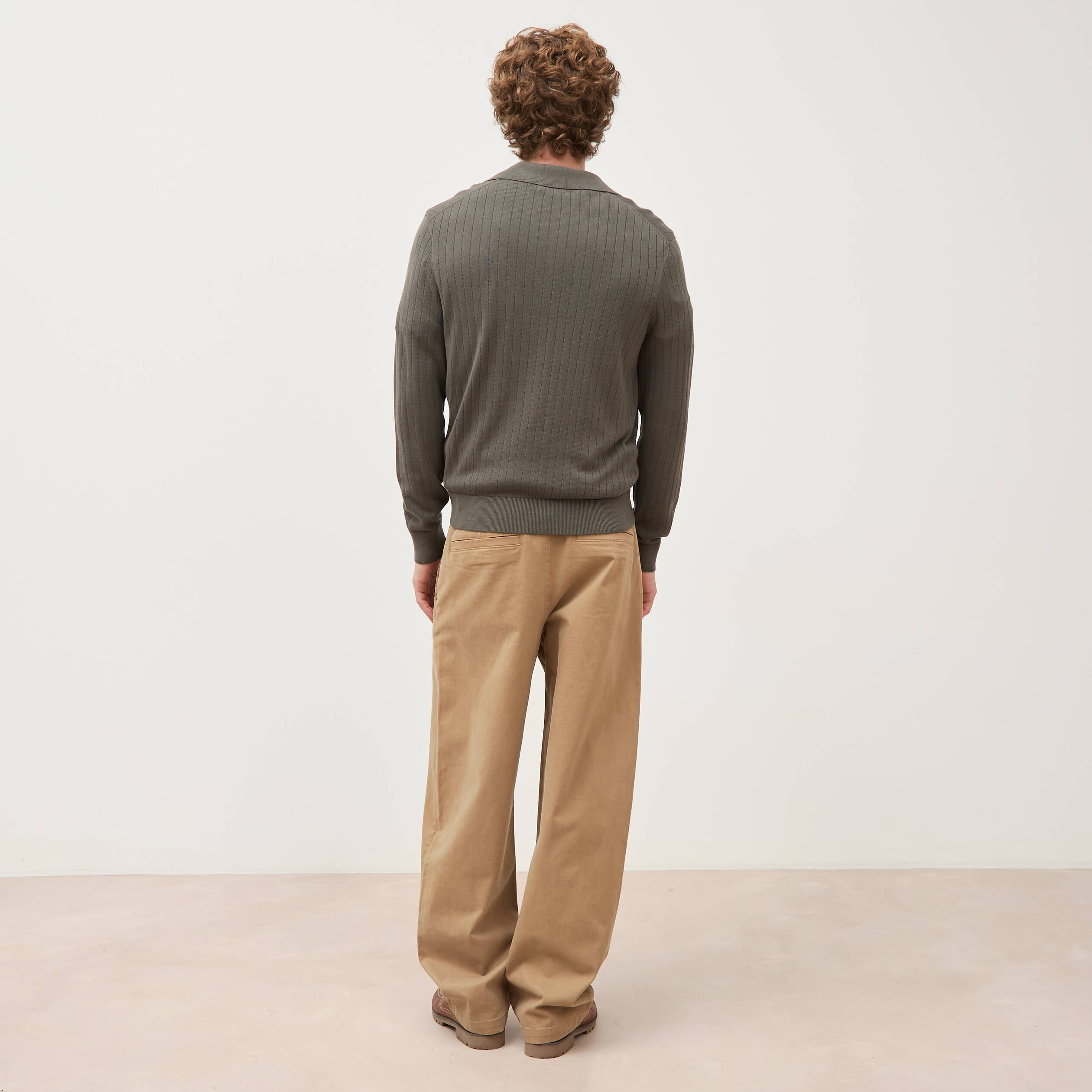 Pull manches longues vert fonc&eacute; homme