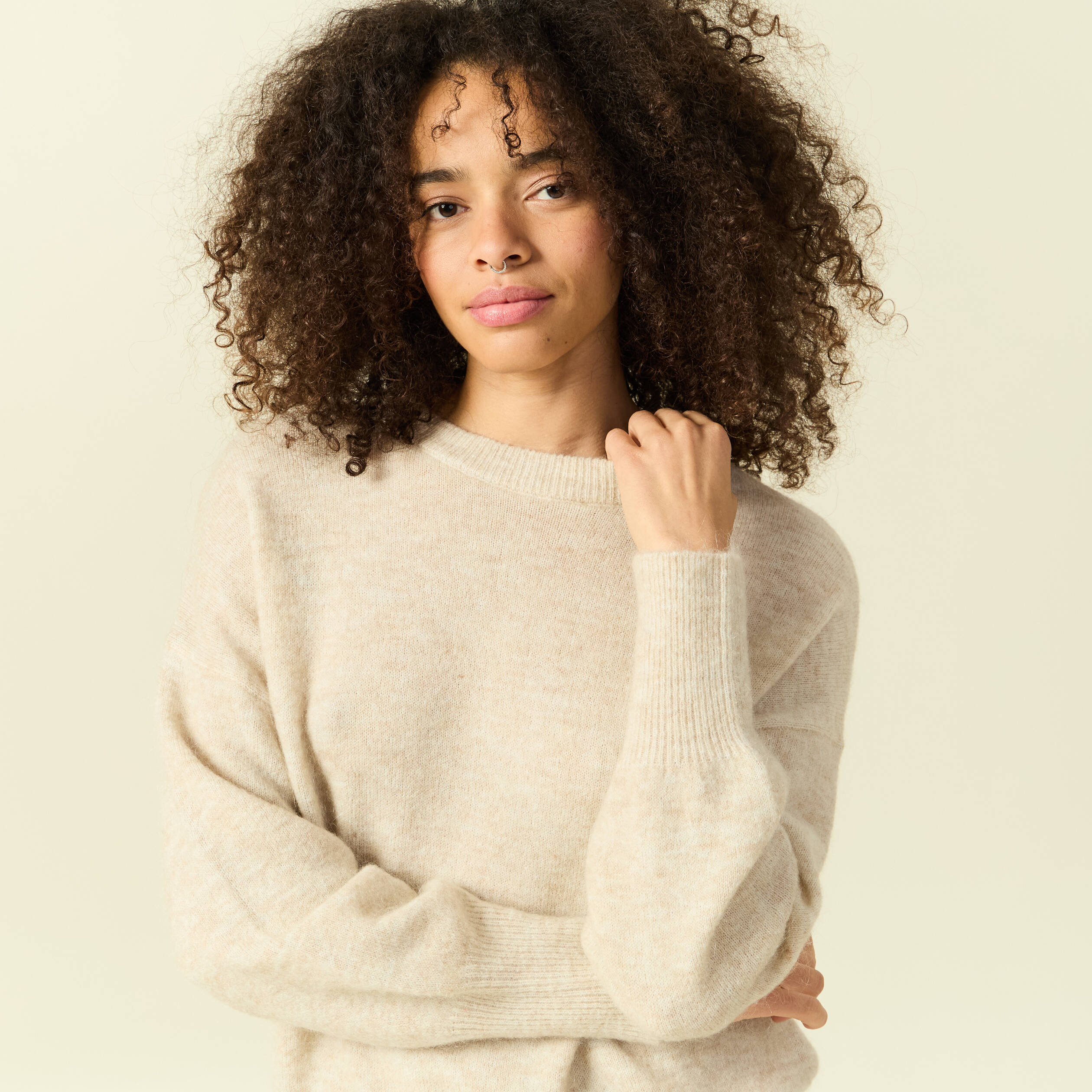 Pull col rond manches longues beige femme