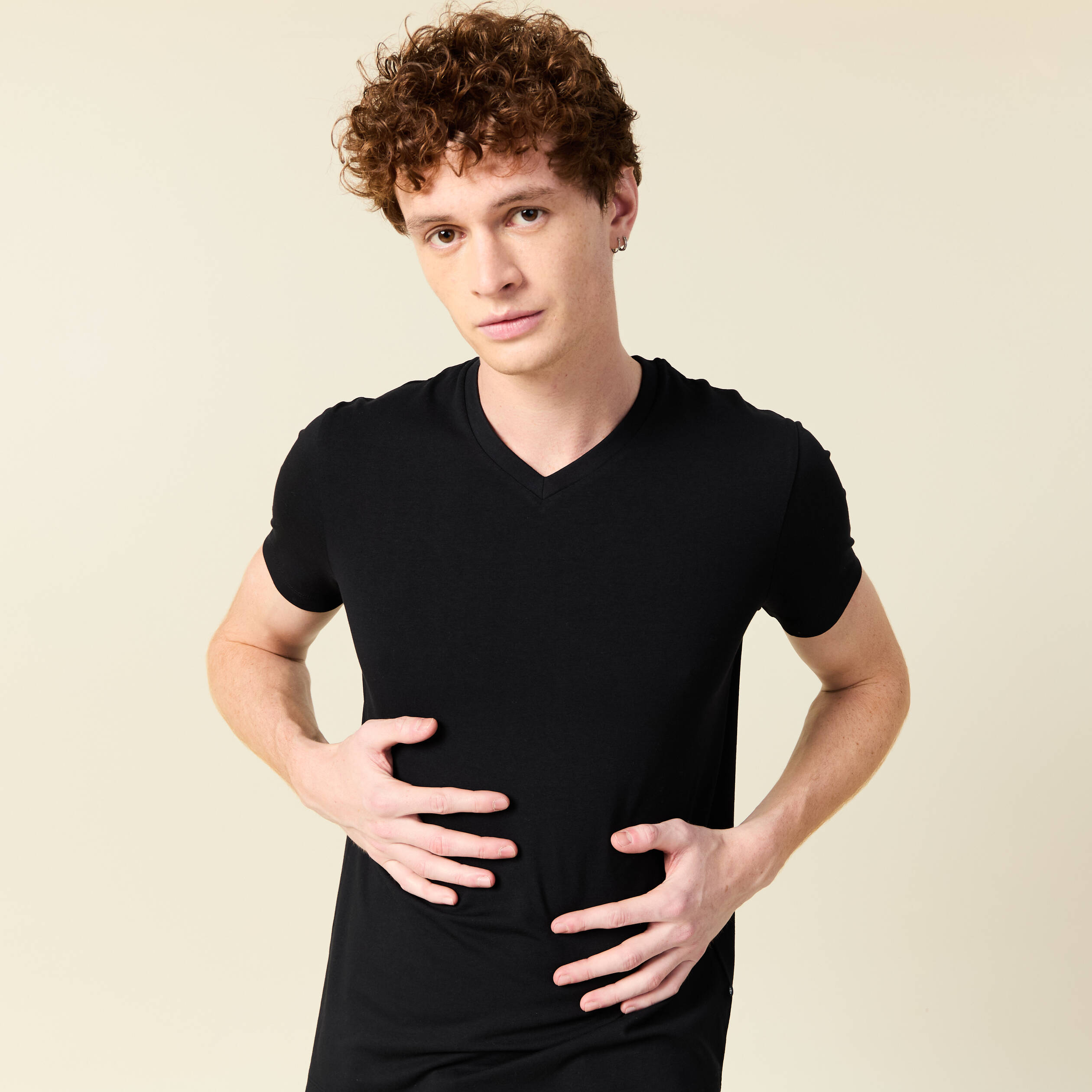 t shirt col v homme instinct noir homme T-shirt col V homme Instinct noir homme