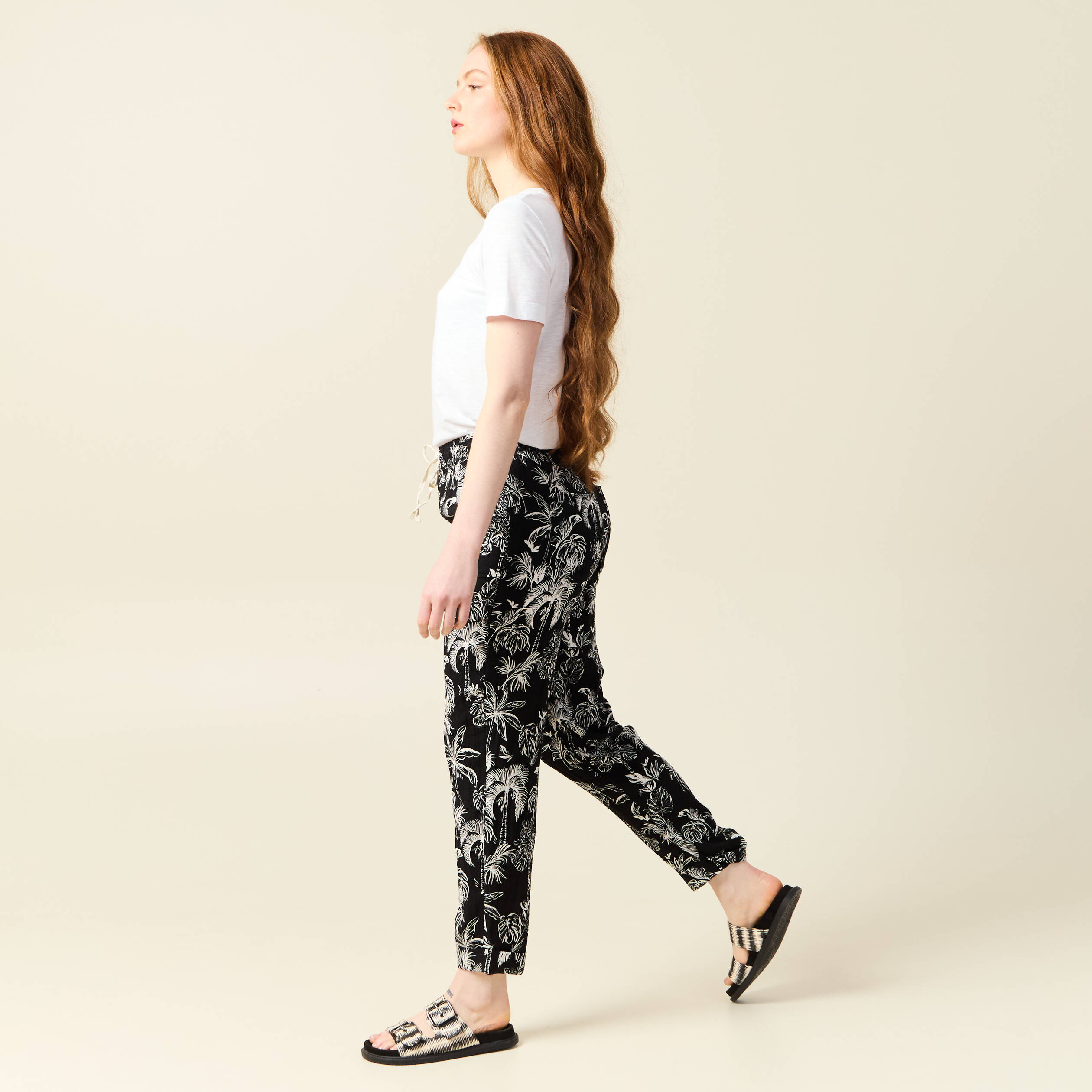 Pantalon carotte fluide noir femme
