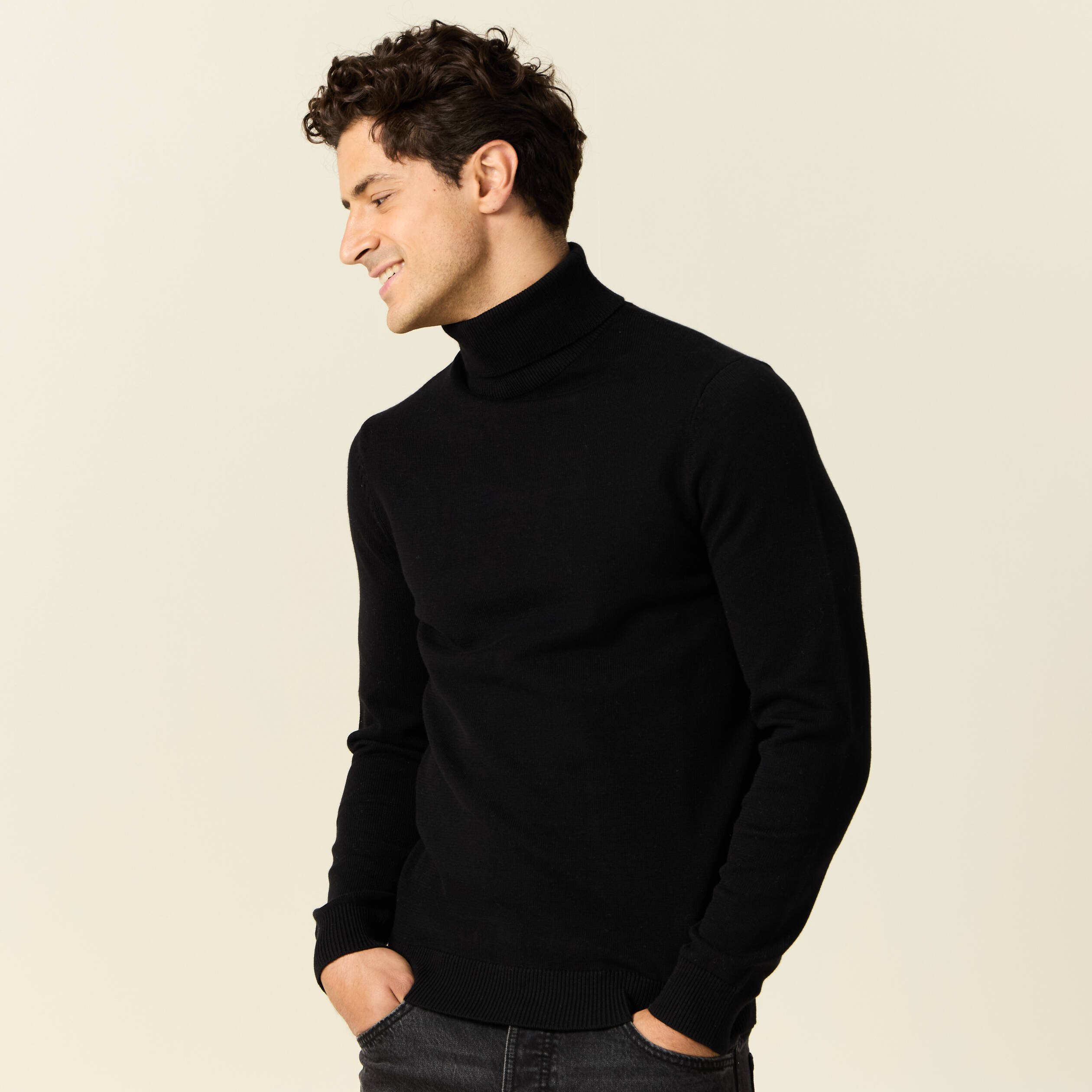 Pull manches longues noir homme