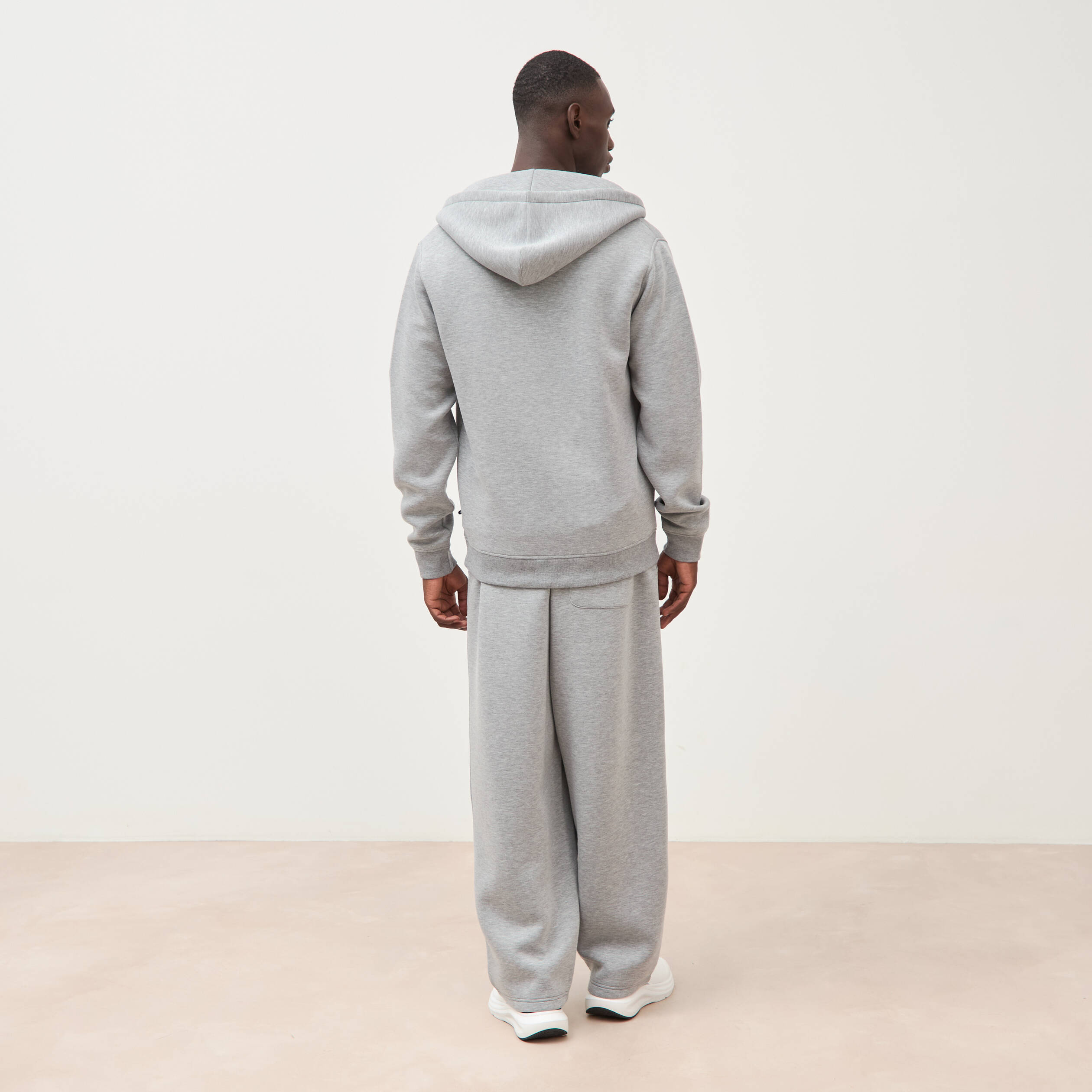 Sweat ample &agrave; capuche manches longues gris clair homme