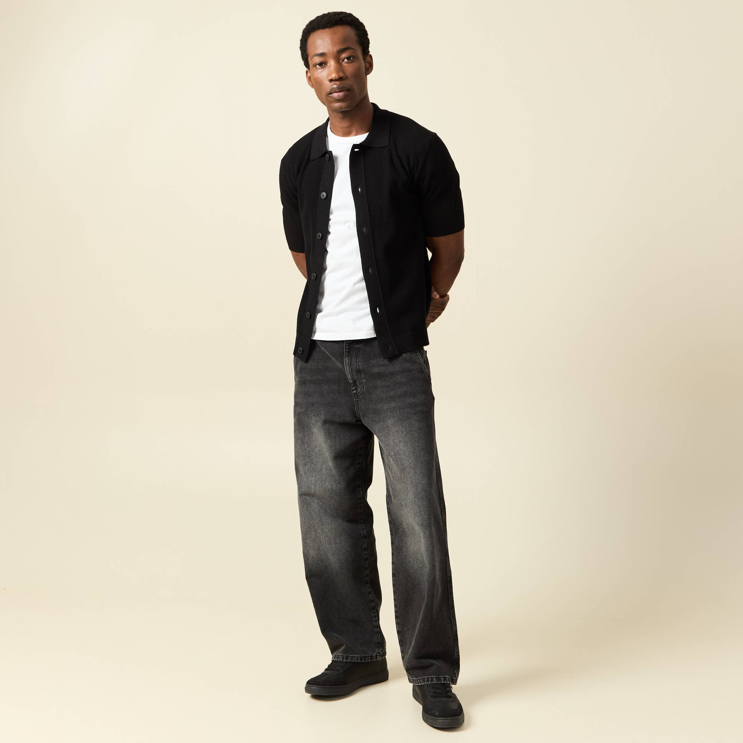Chemise manches courtes col polo noir homme