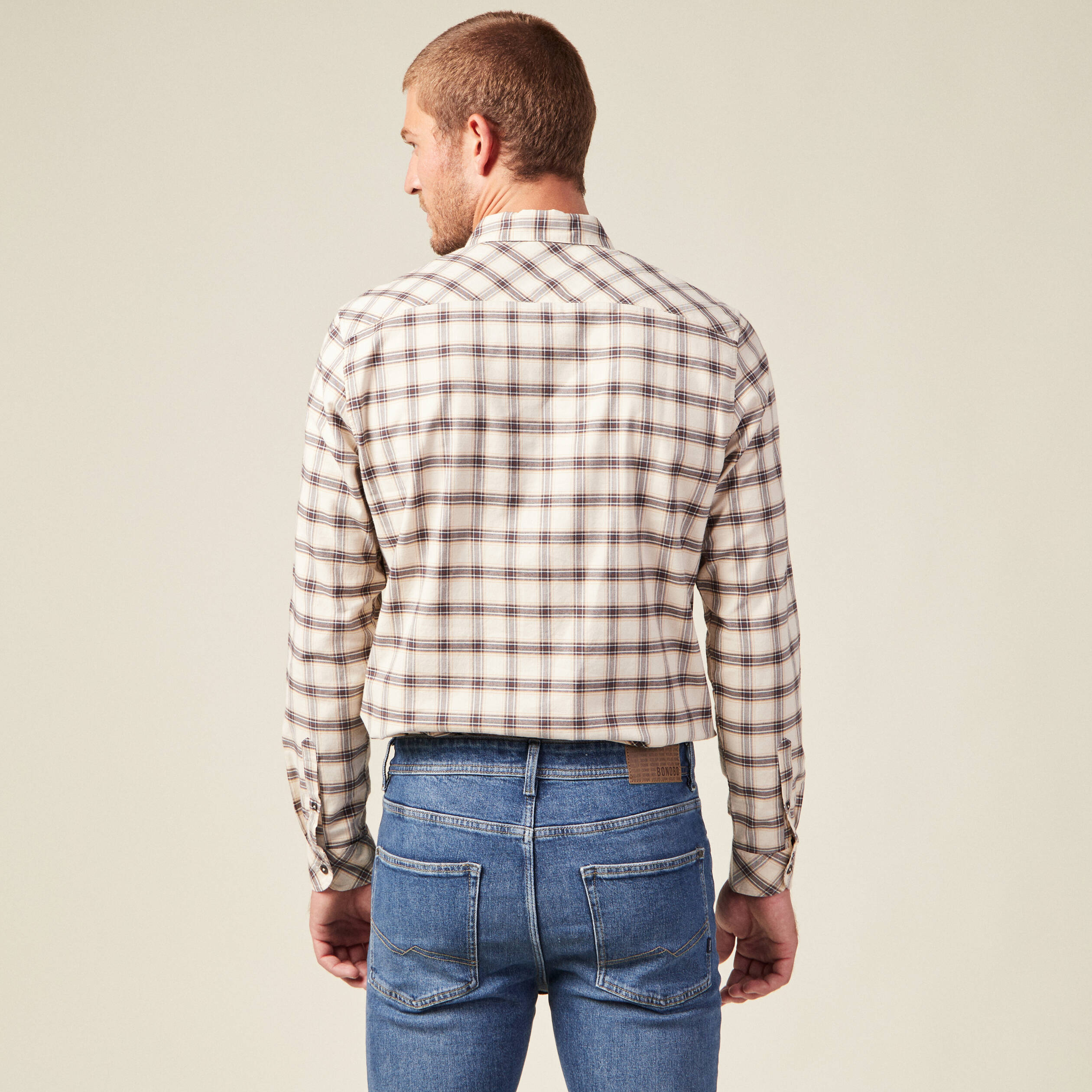 Chemise &agrave; carreaux en coton ecru homme