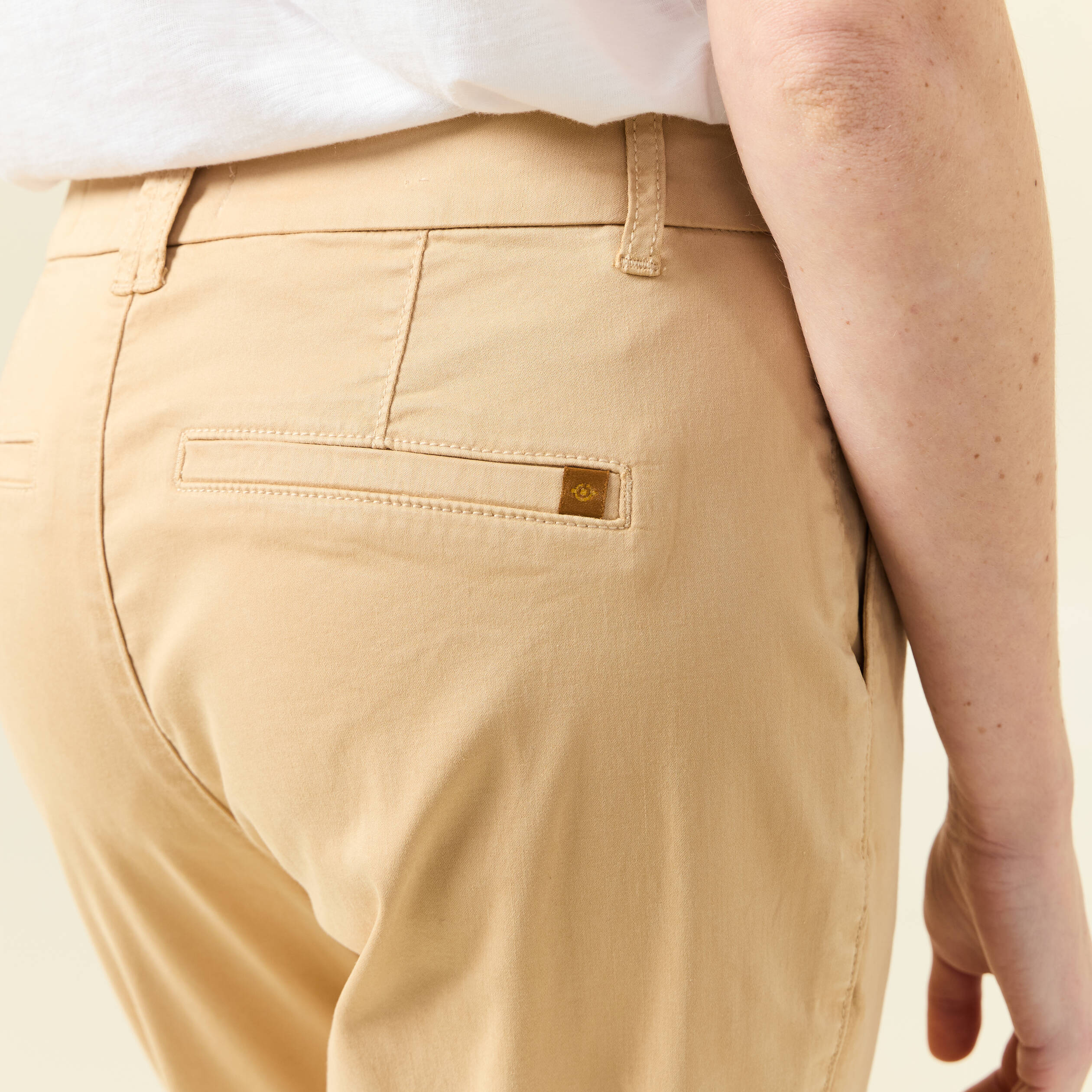 pantalon chino cigarette beige femme Pantalon chino cigarette beige femme