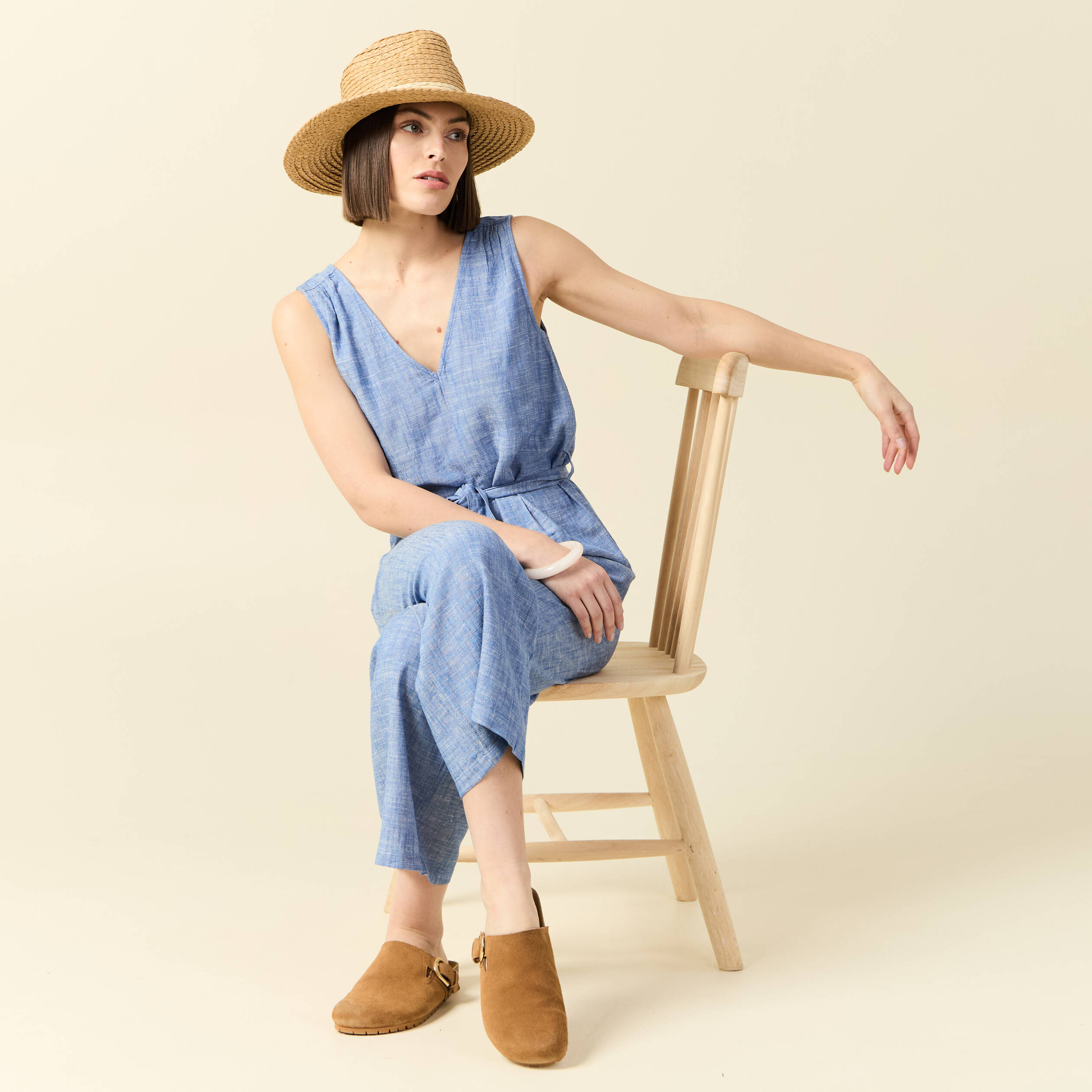 Combinaison pantalon ceintur&eacute;e bleu femme