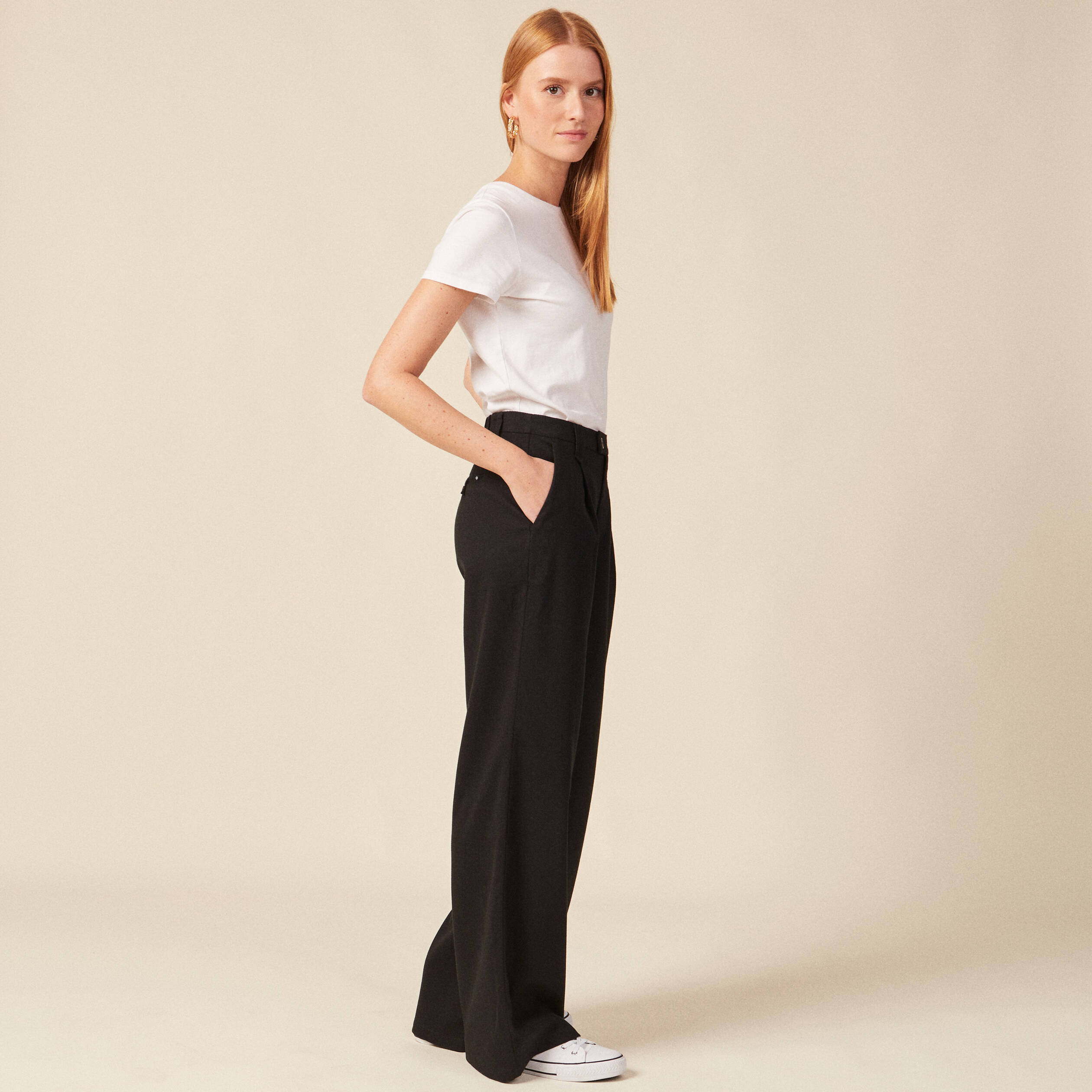 Pantalon large avec pinces noir femme