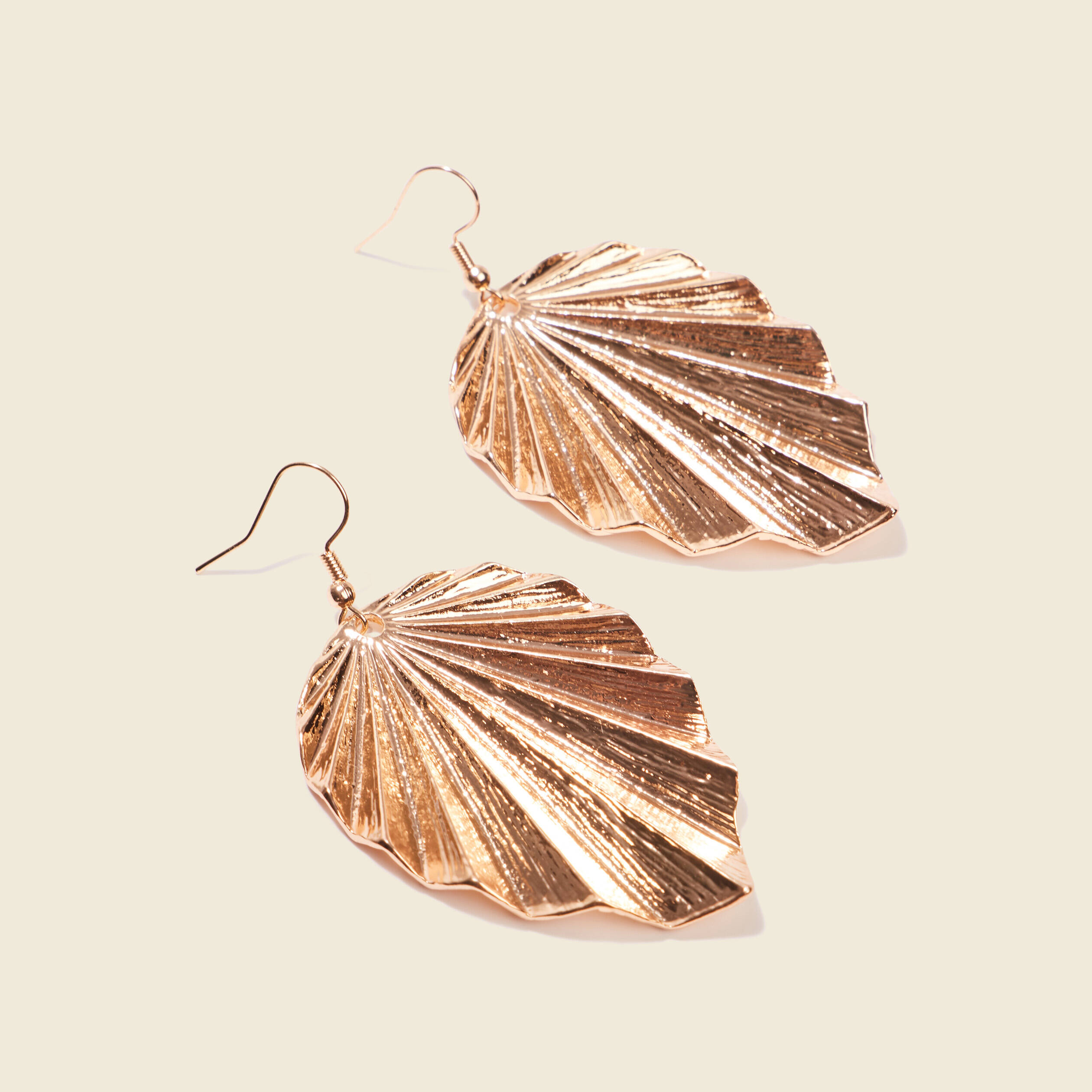 boucles doreilles pendantes couleur or femme Boucles d'oreilles pendantes couleur or femme